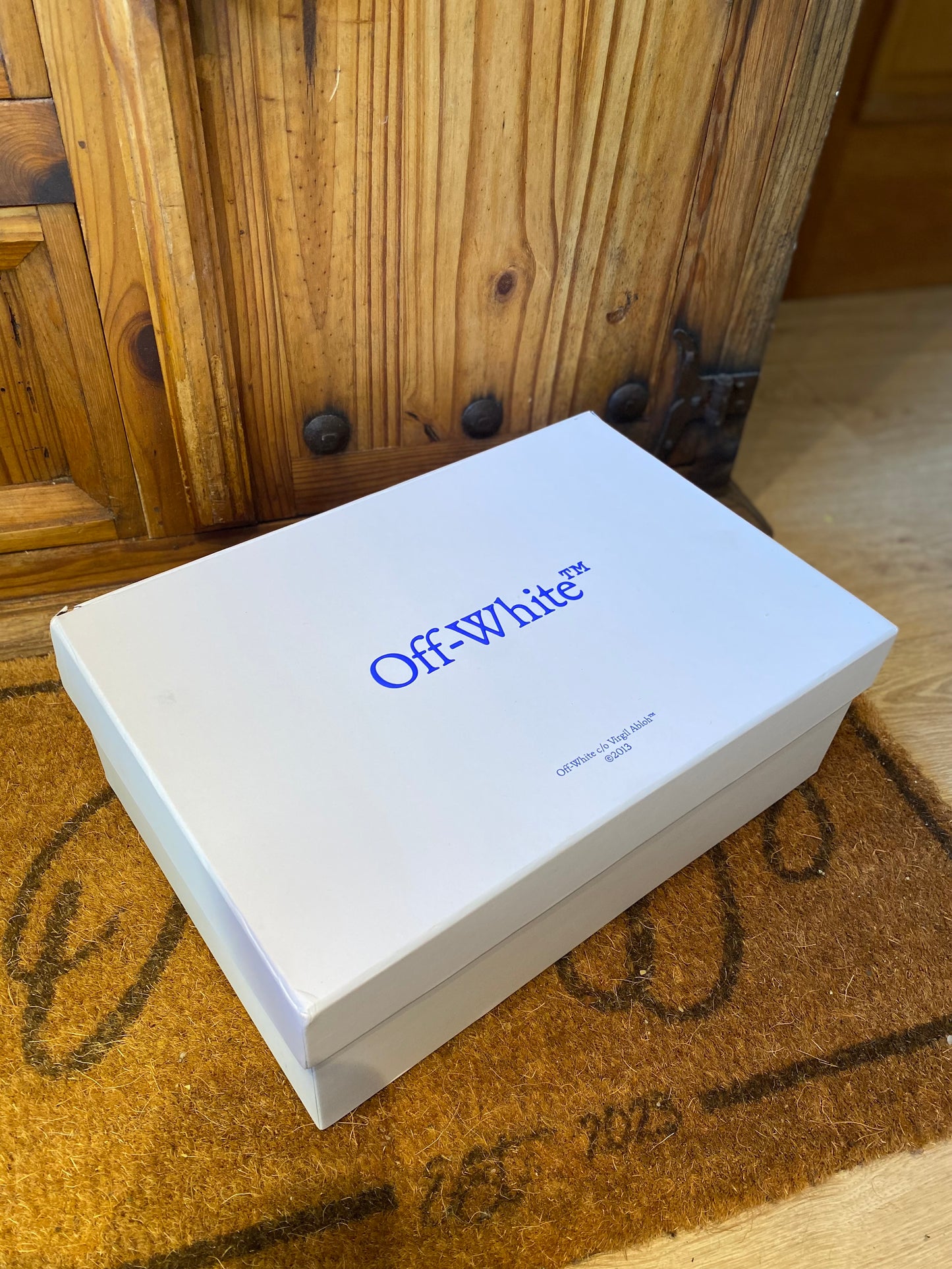 OFF-WHITE OUT OF OFFICE LOW SLIM ‘WHITE’ - UK 12
