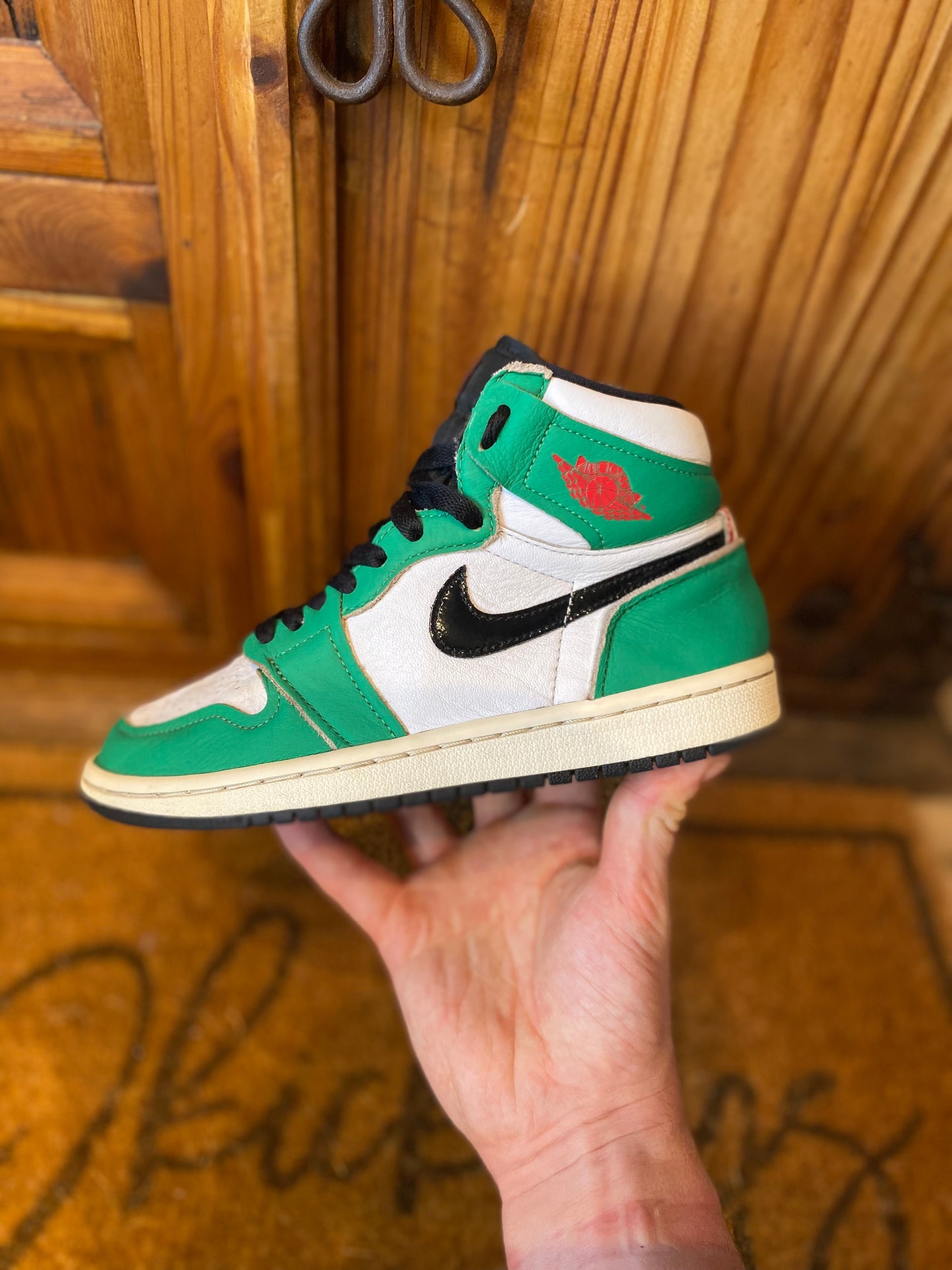 JORDAN 1 HIGH ‘LUCKY GREEN’ - UK 3
