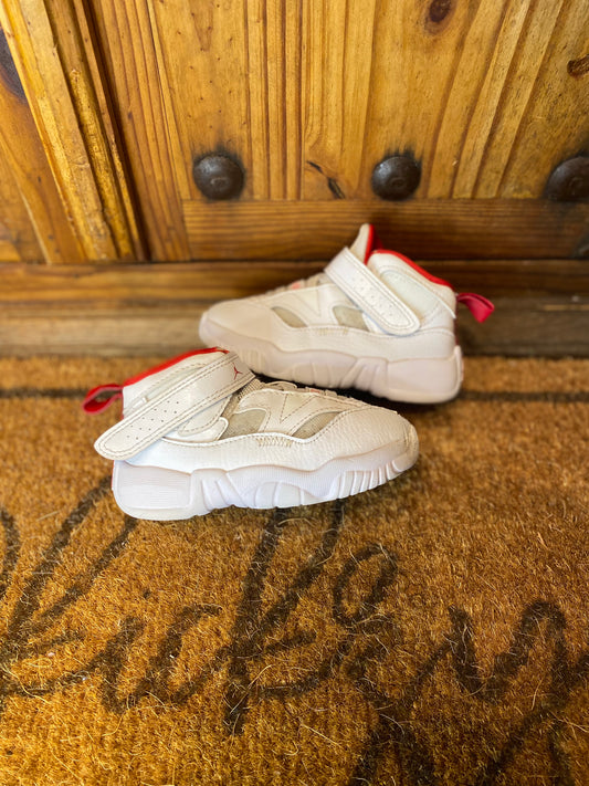 JORDAN JUMPMAN TWO TREY ‘WHITE RED’ - UK 6.5 TD