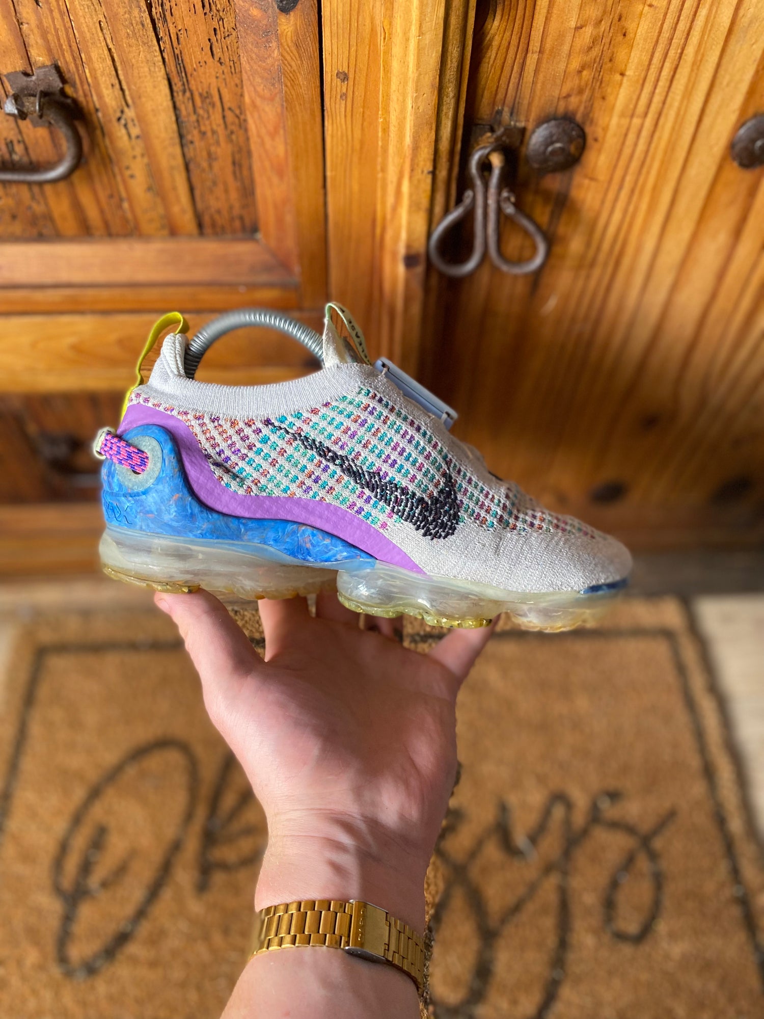 KICKS £50 & UNDER