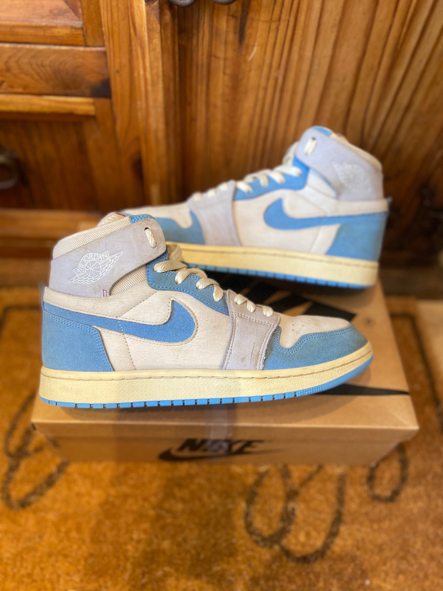JORDAN 1 HIGH ZOOM AIR CMFT ‘PHANTOM UNIVERSITY BLUE’ - UK 7