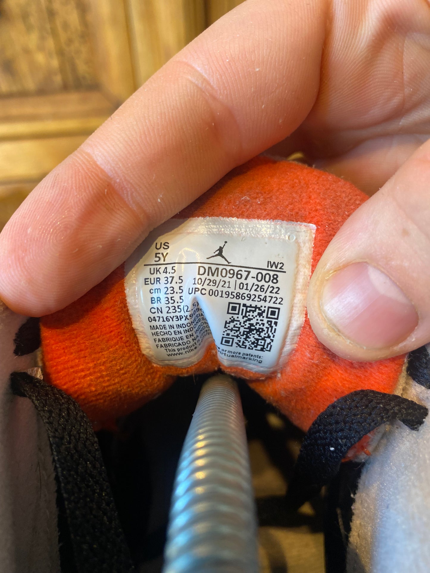 JORDAN 3 ‘DESERT ELEPHANT’ - UK 4.5