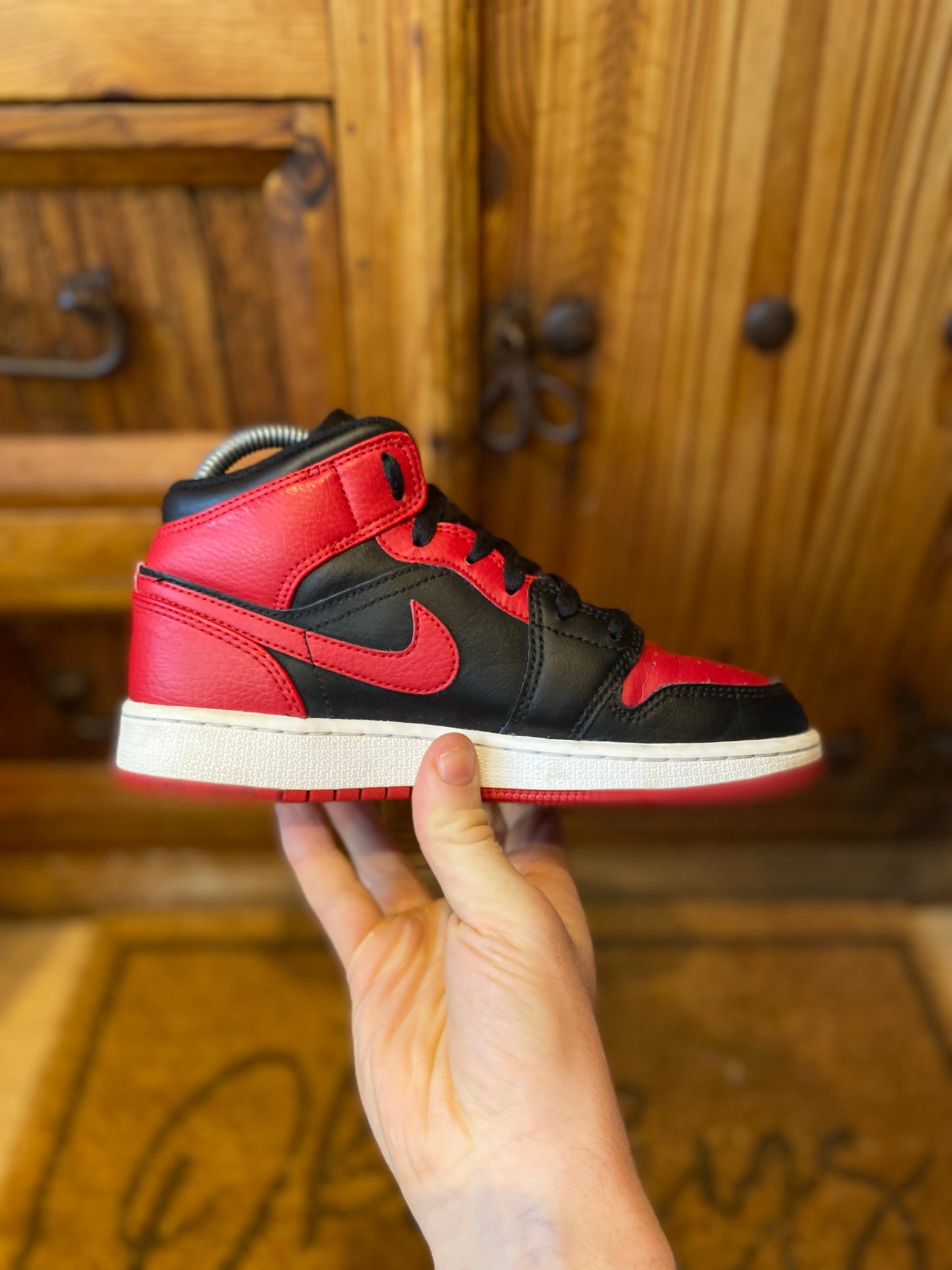 JORDAN 1 MID ‘BANNED’ - UK 4