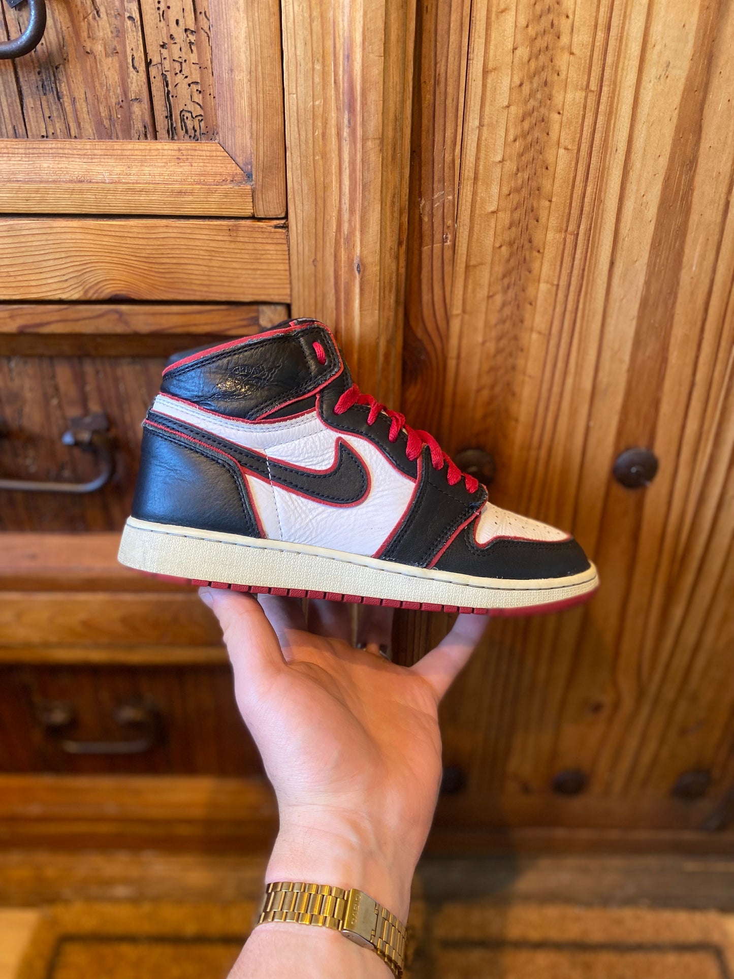 JORDAN 1 HIGH ‘BLOODLINE’ - UK 5.5