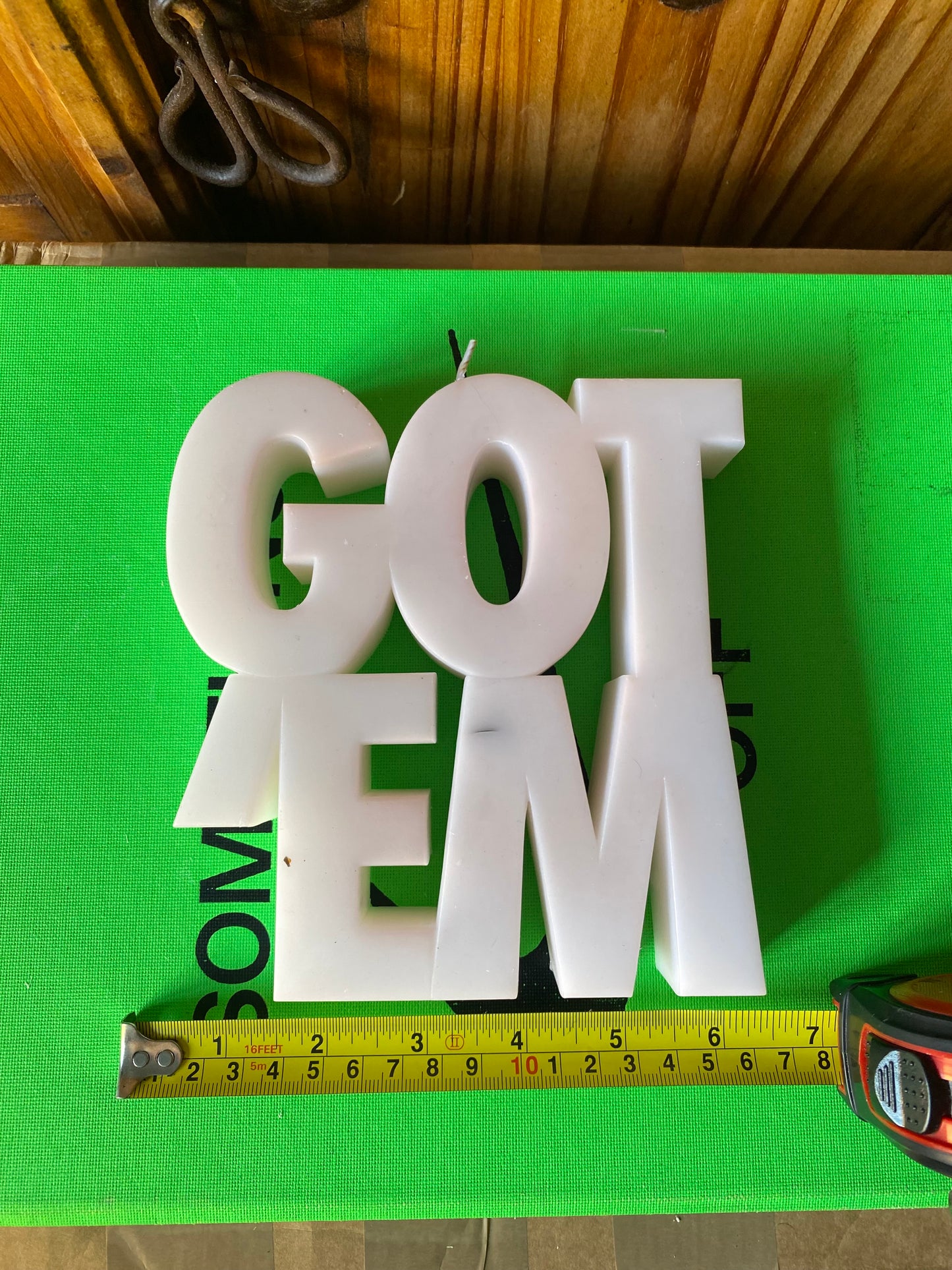 GOT EM’ SNEAKER CANDLE *scented* - #0005