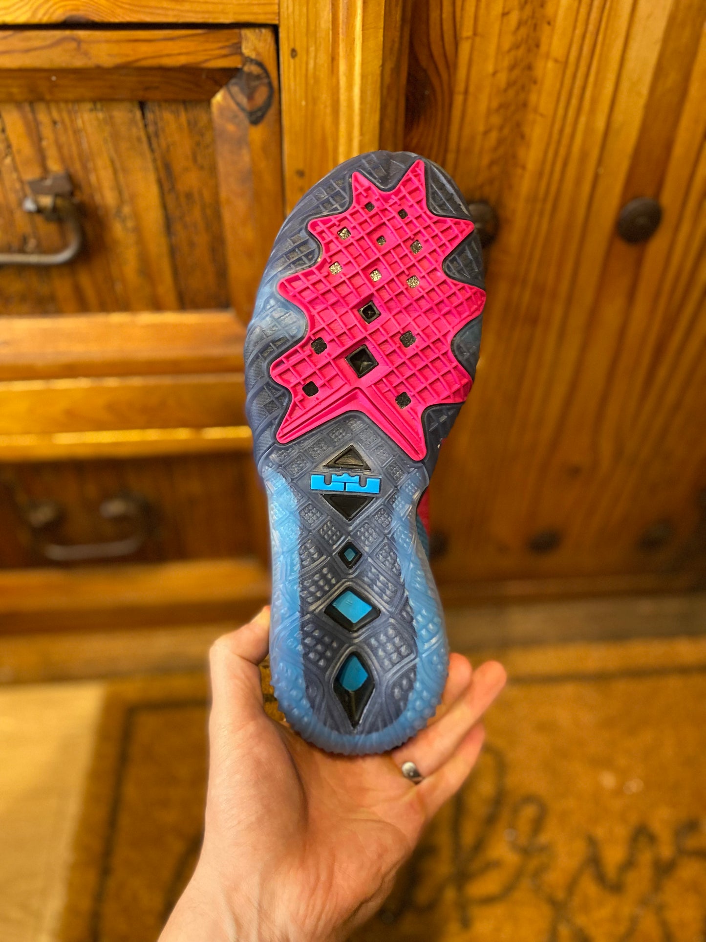 NIKE LEBRON 18 LOW ‘FIREBERRY’ - DS - UK 7