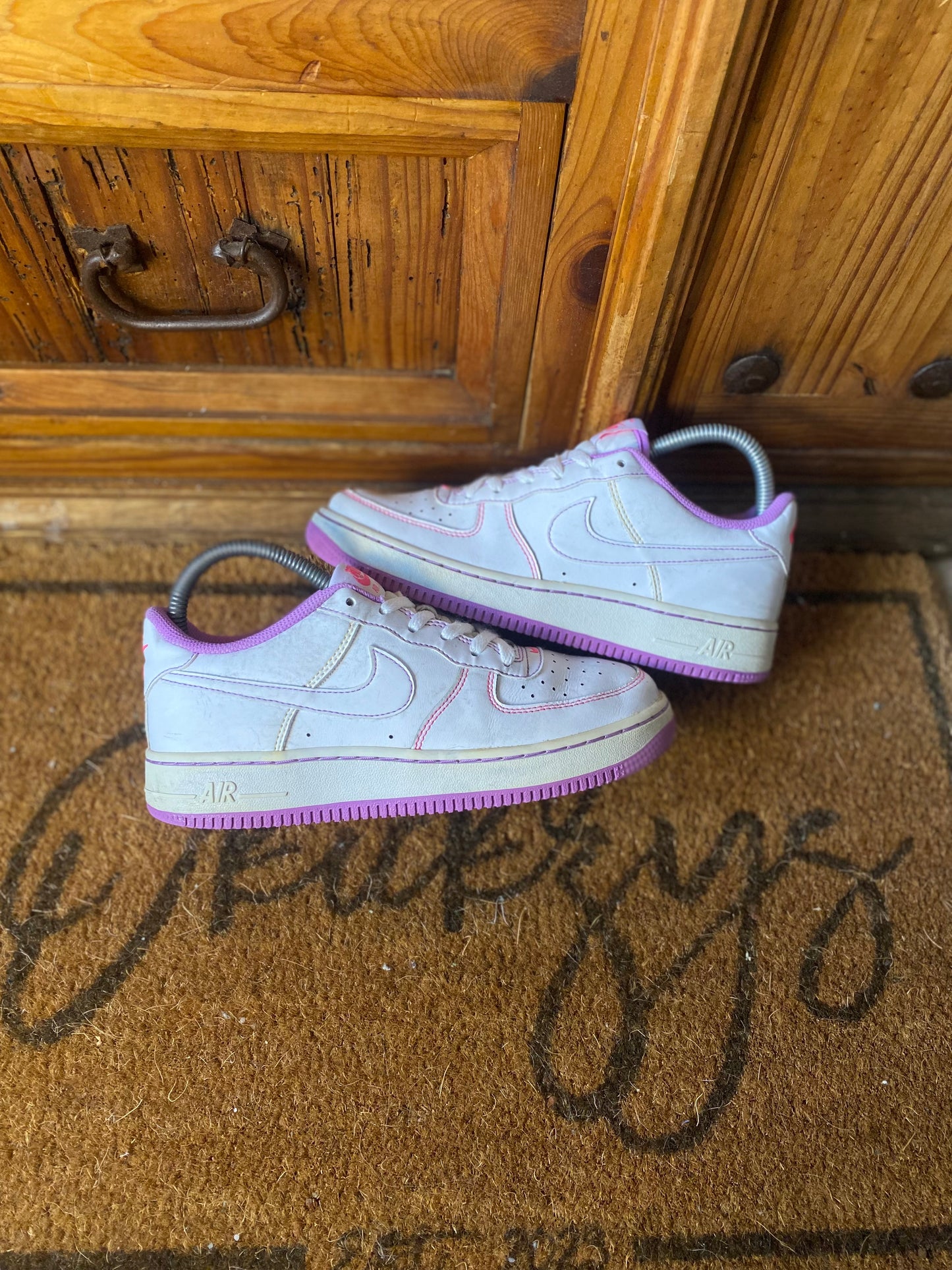 NIKE AIR FORCE 1 ‘CONTRAST STITCH FUCHSIA GLOW’ - UK 5