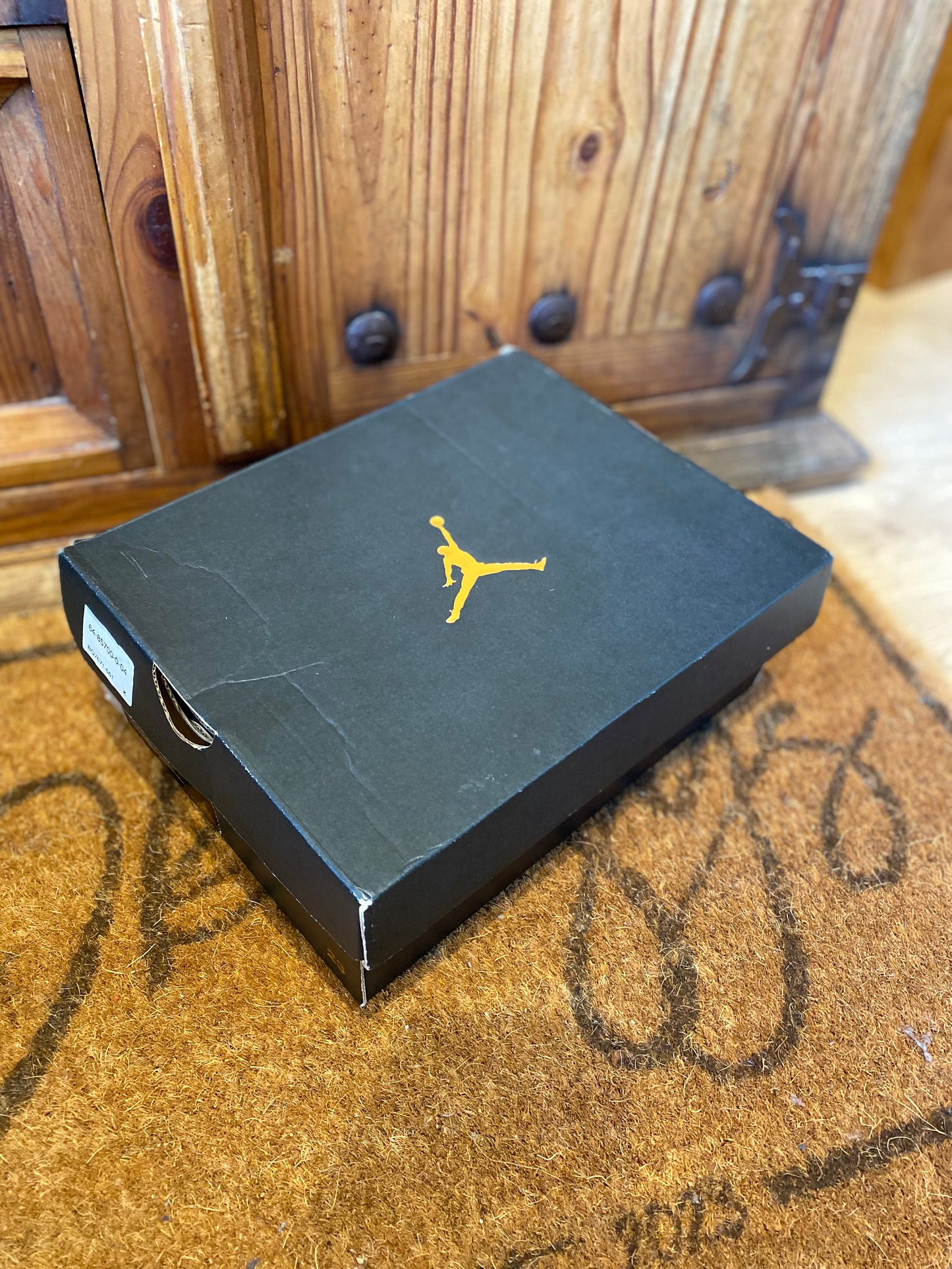 JORDAN 4 ‘VALENTINES DAY’ - UK 2.5 PS