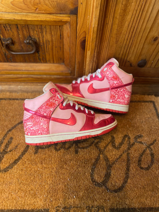 NIKE DUNK HIGH ‘VALENTINES DAY’ 2010 - UK 5.5