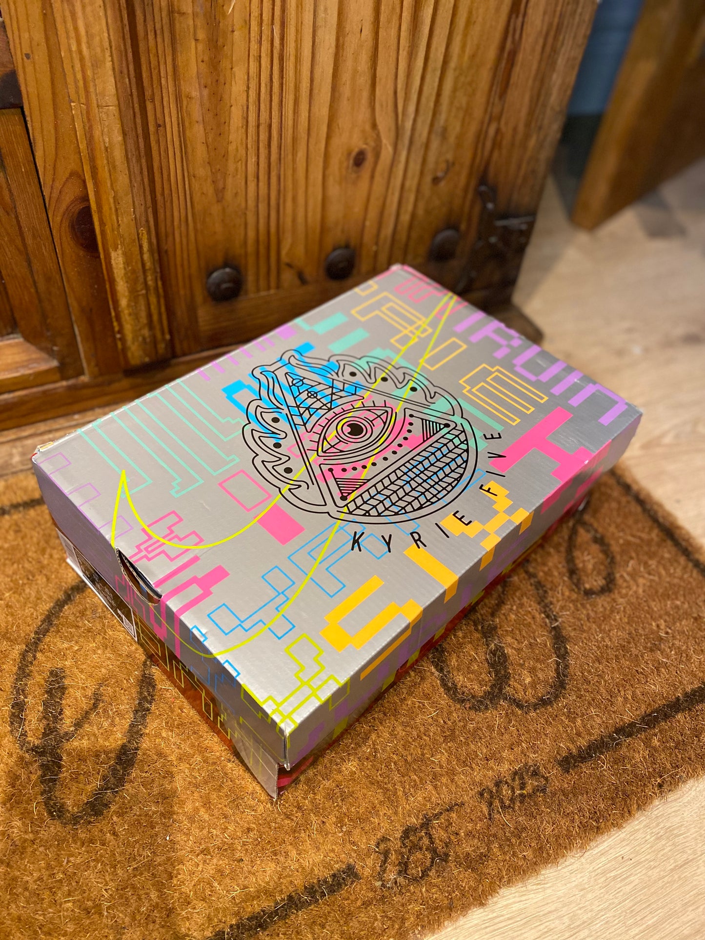 NIKE KYBRID S2 ‘WHAT THE’ - DS - UK 7