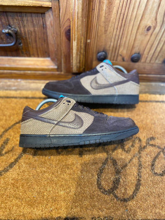 NIKE DUNK LOW CL ‘TAR / BOULDER BROWN VIVID’ *SAMPLE PAIR* - UK 8