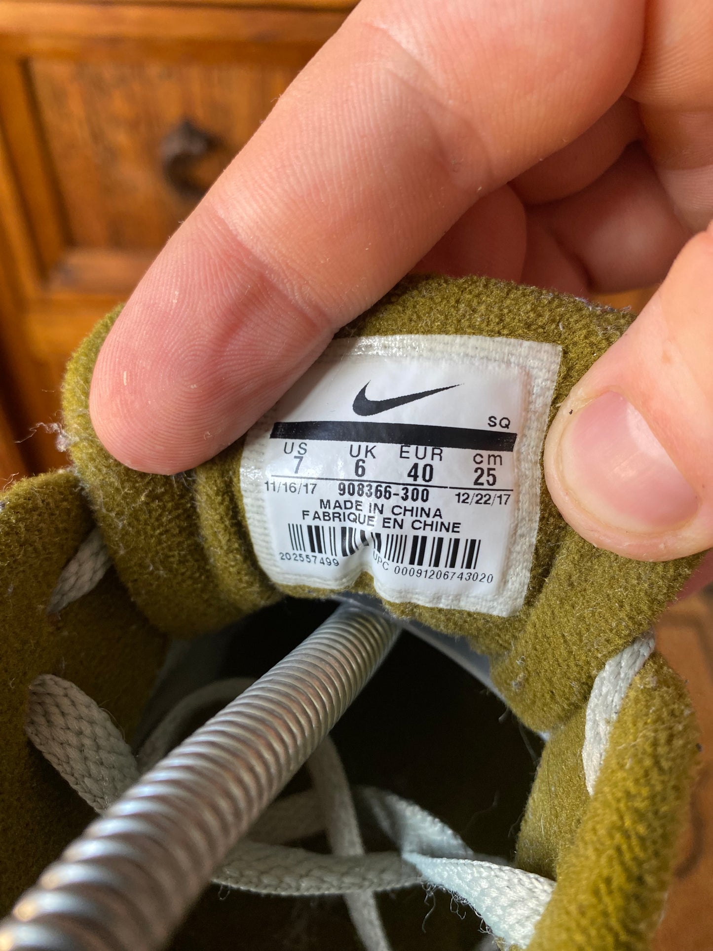 NIKE AIR MAX 1 CURRY PACK ‘OLIVE’ - UK 6