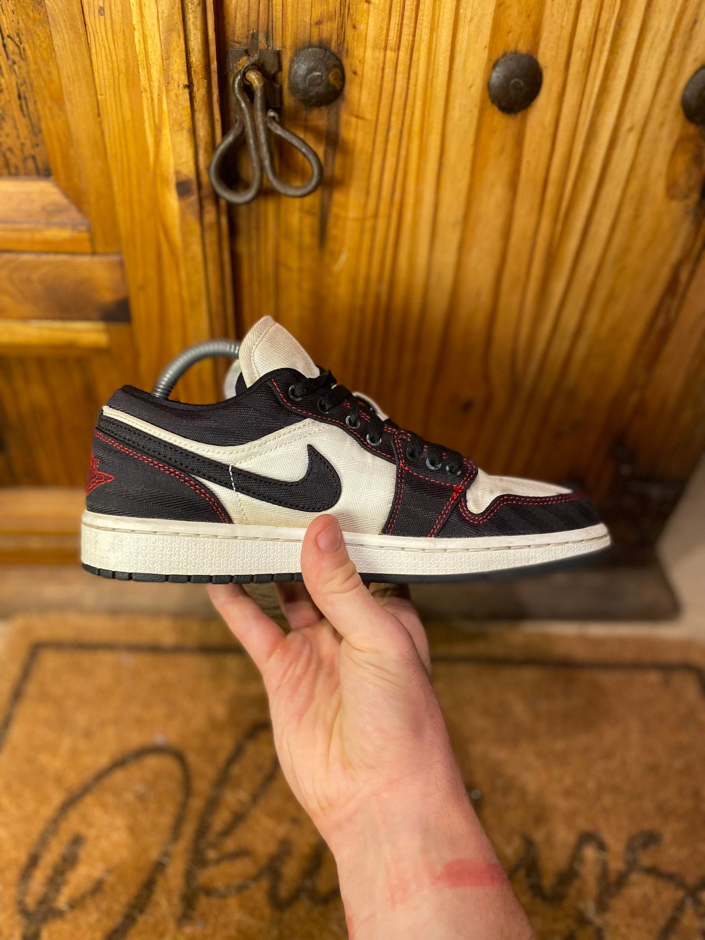JORDAN 1 LOW ‘BLACK WHITE GYM RED’ - UK 5.5