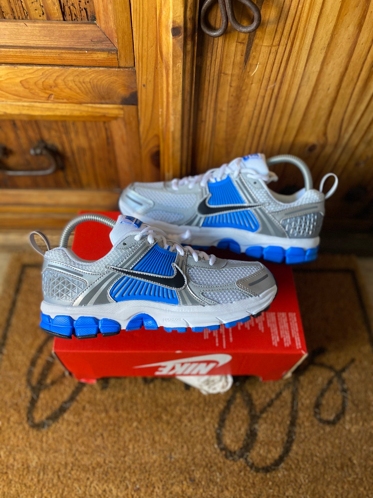 NIKE AIR VOMERO 5 ‘PHOTO BLUE’ - UK 5