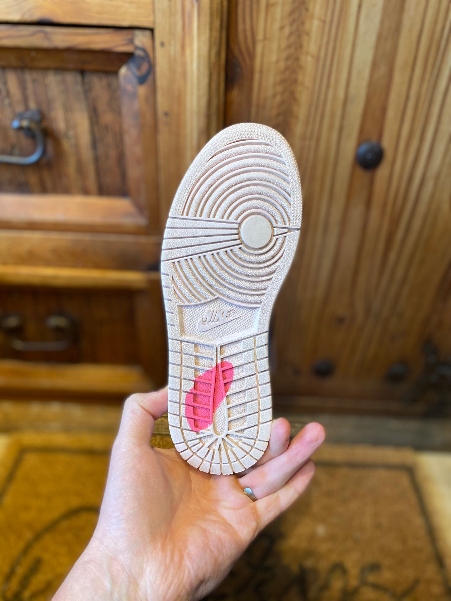 JORDAN 1 HIGH ‘ATMOSPHERE’ - UK 4