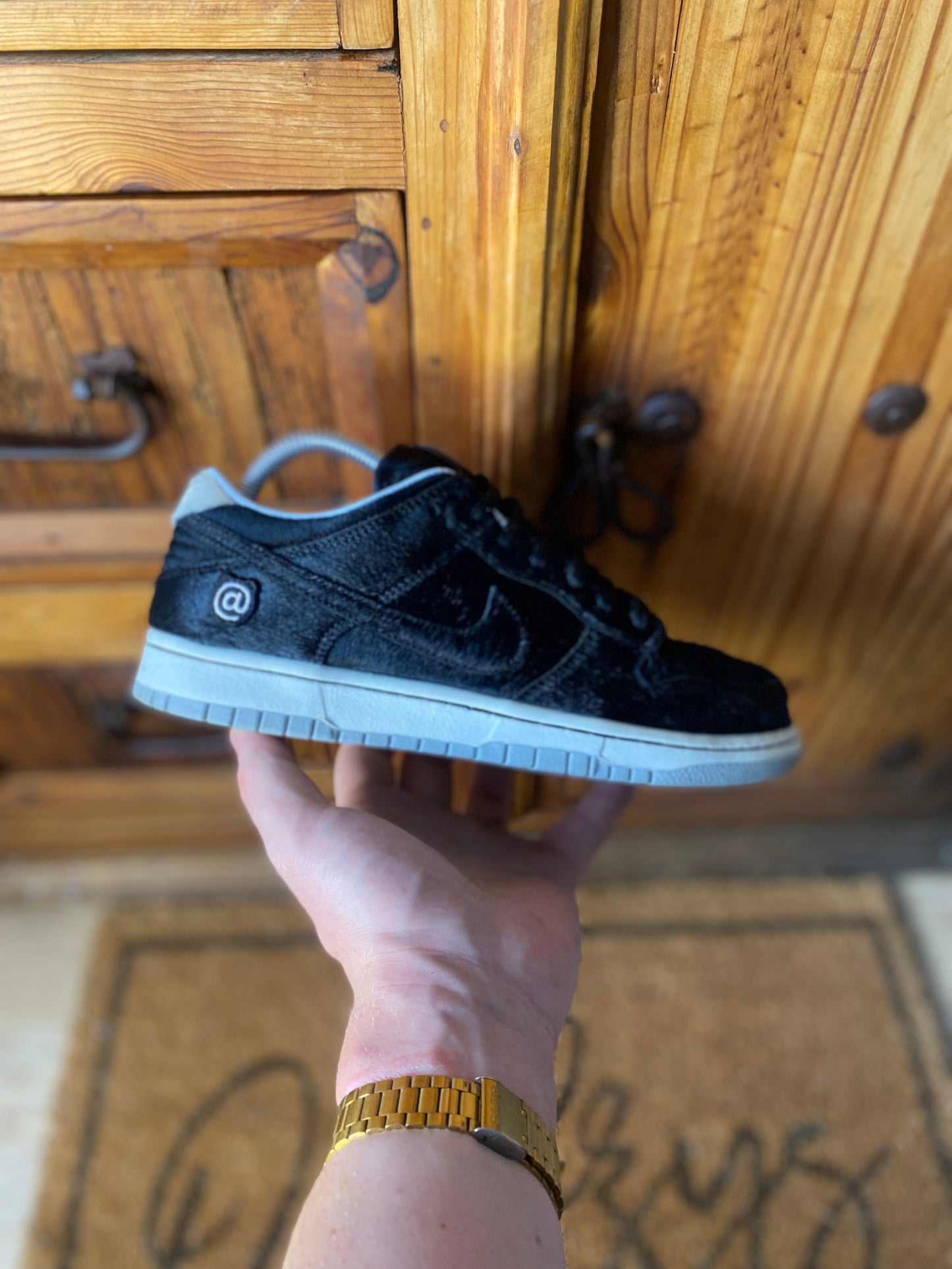 NIKE SB DUNK LOW ‘MEDICOM TOY’ - UK 6