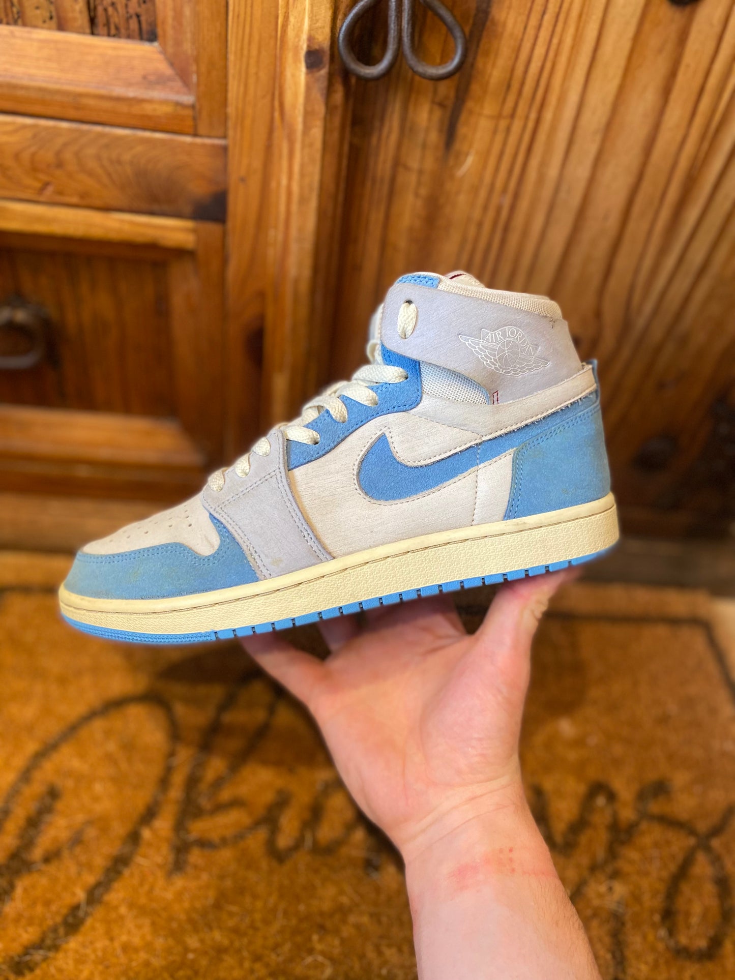 JORDAN 1 HIGH ZOOM AIR CMFT ‘PHANTOM UNIVERSITY BLUE’ - UK 7