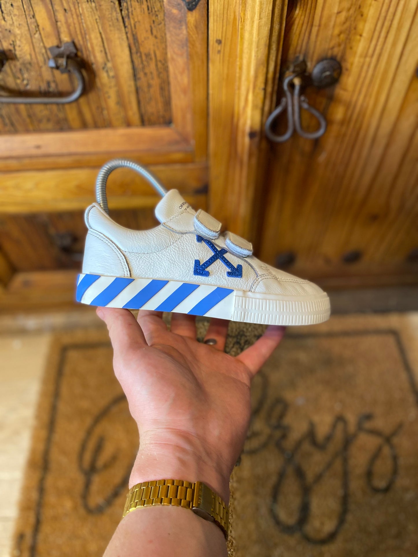 OFF WHITE VULCANISED LOW CANVAS - UK 13C
