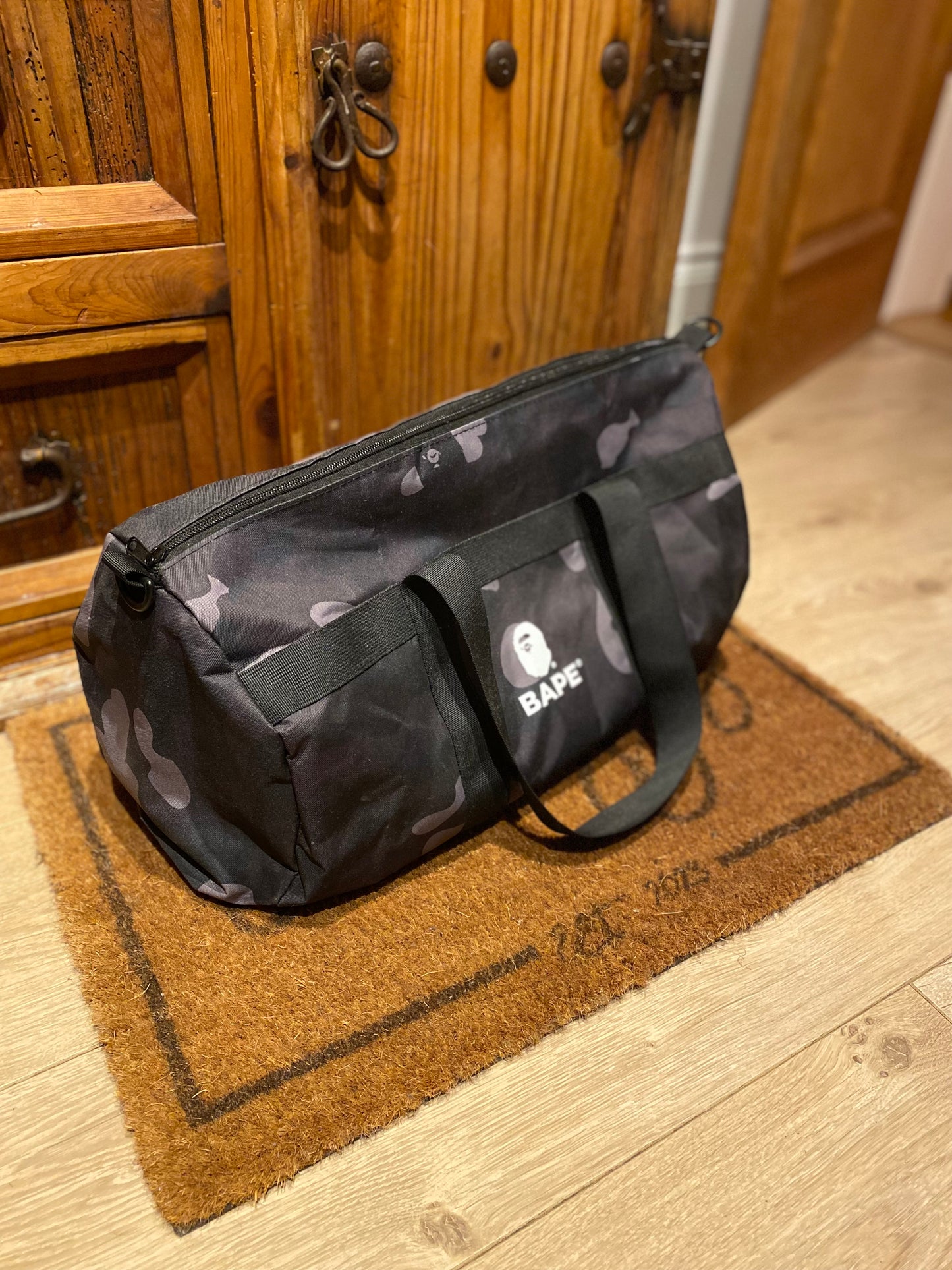 A BATHING APE BAPE BLACK CAMO DUFFLE BAG - NEW