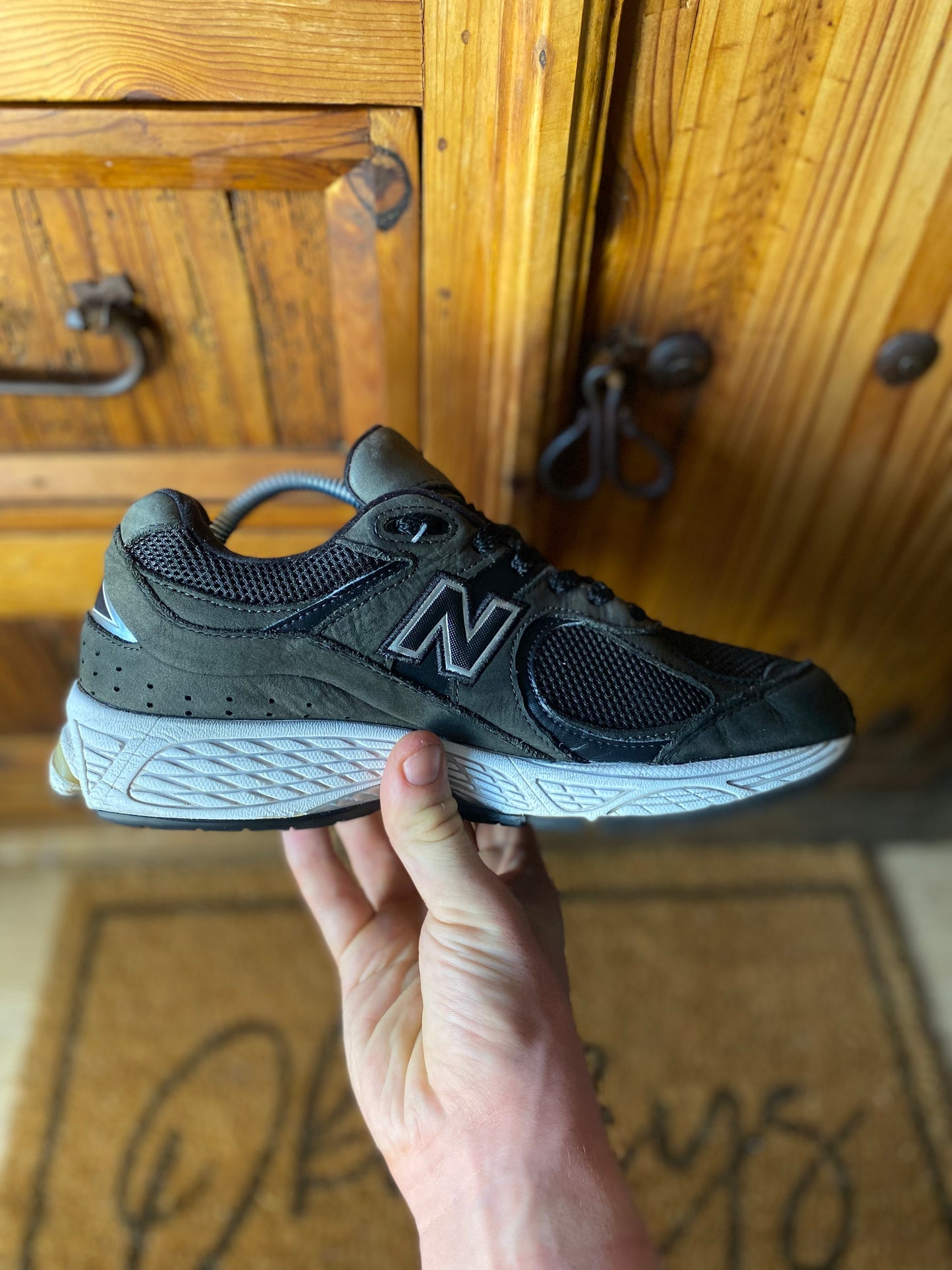 NEW BALANCE 2002R ‘BLACK GUNMETAL’ - UK 8