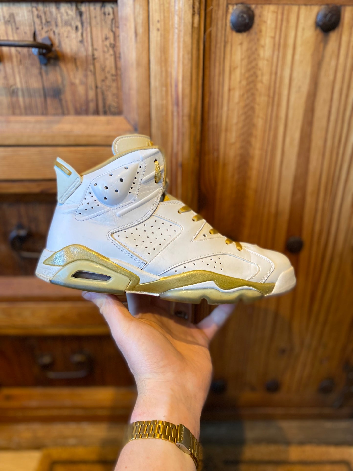 JORDAN 6 ‘GOLDEN MOMENTS PACK’ - UK 7.5