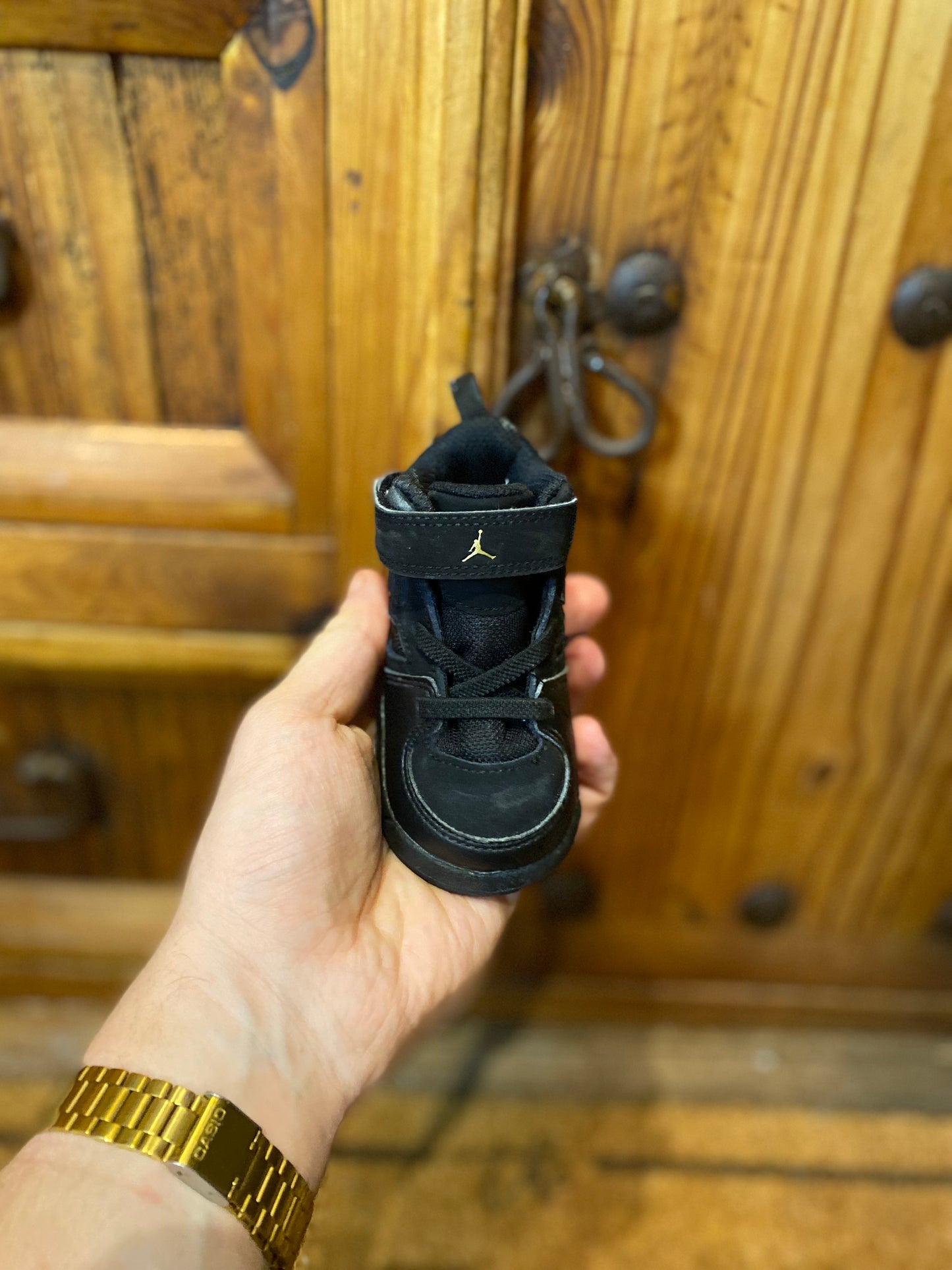 JORDAN FLIGHT 91’ ‘BLACK METALLIC GOLD’ - UK 3.5 TD