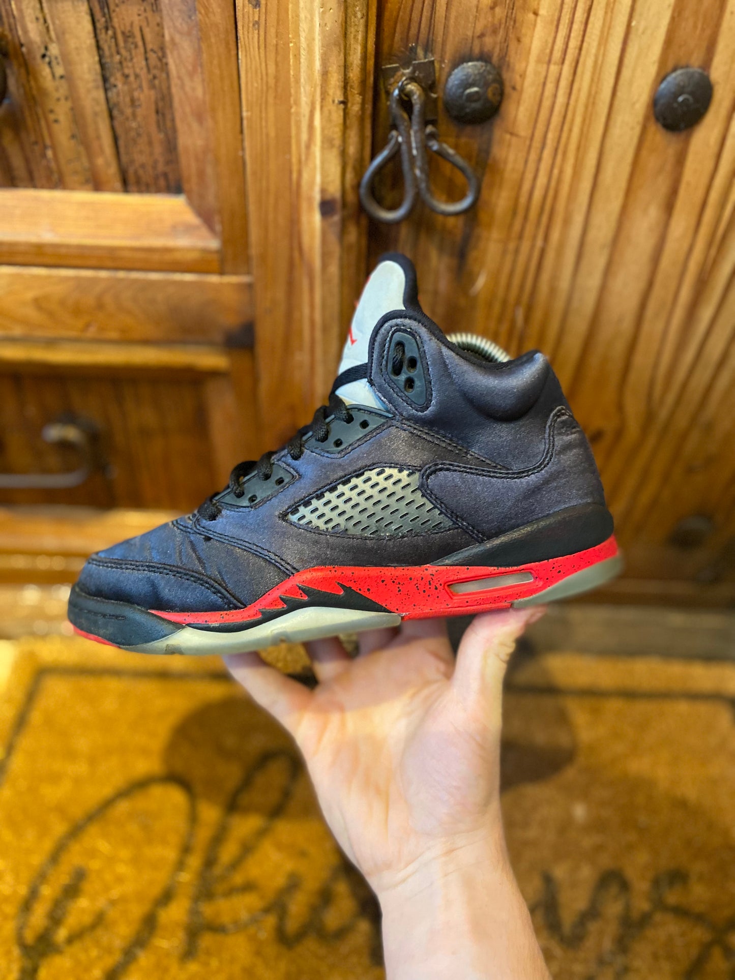 JORDAN 5 ‘SATIN BRED’ - UK 6