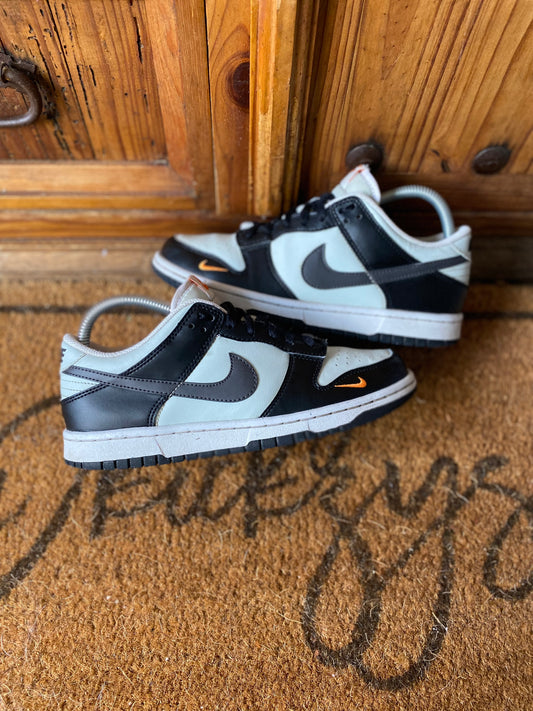 NIKE DUNK LOW ‘TOTAL BLACK ORANGE’ - UK 5.5