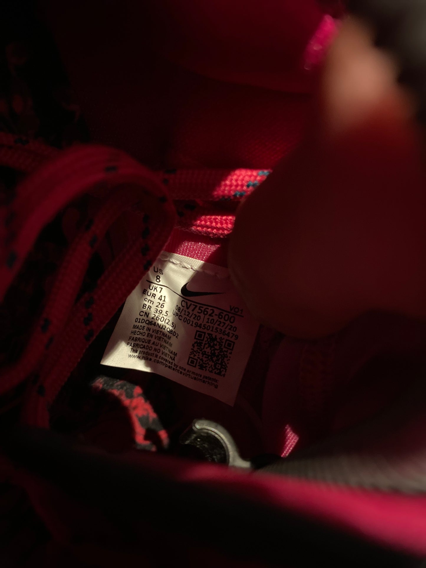 NIKE LEBRON 18 LOW ‘FIREBERRY’ - DS - UK 7