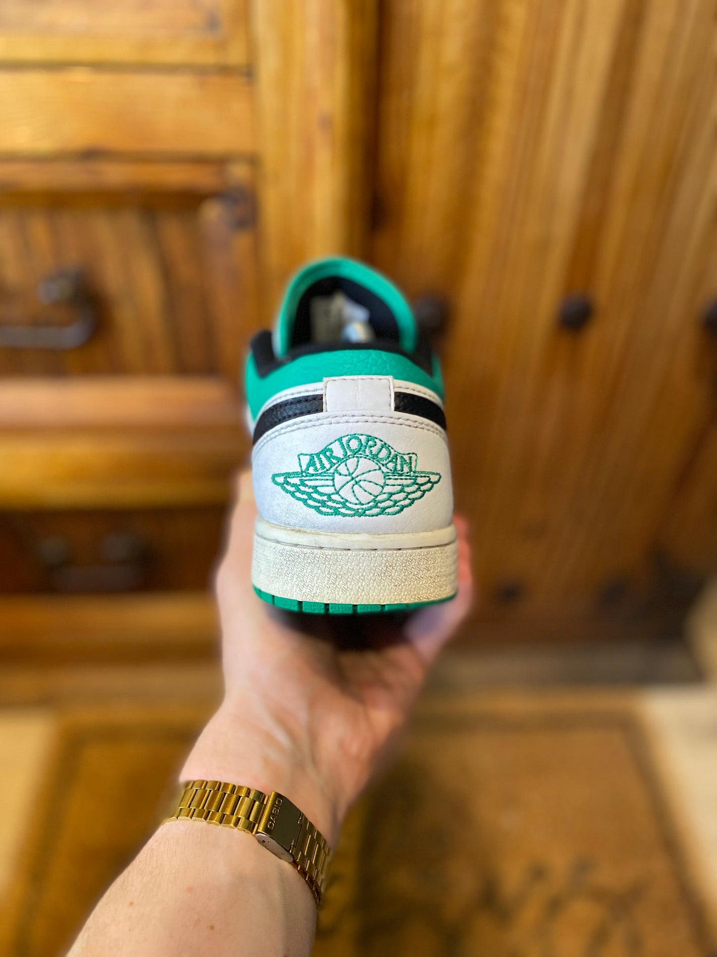 JORDAN 1 LOW ‘WHITE LUCKY GREEN BLACK’ - UK 8