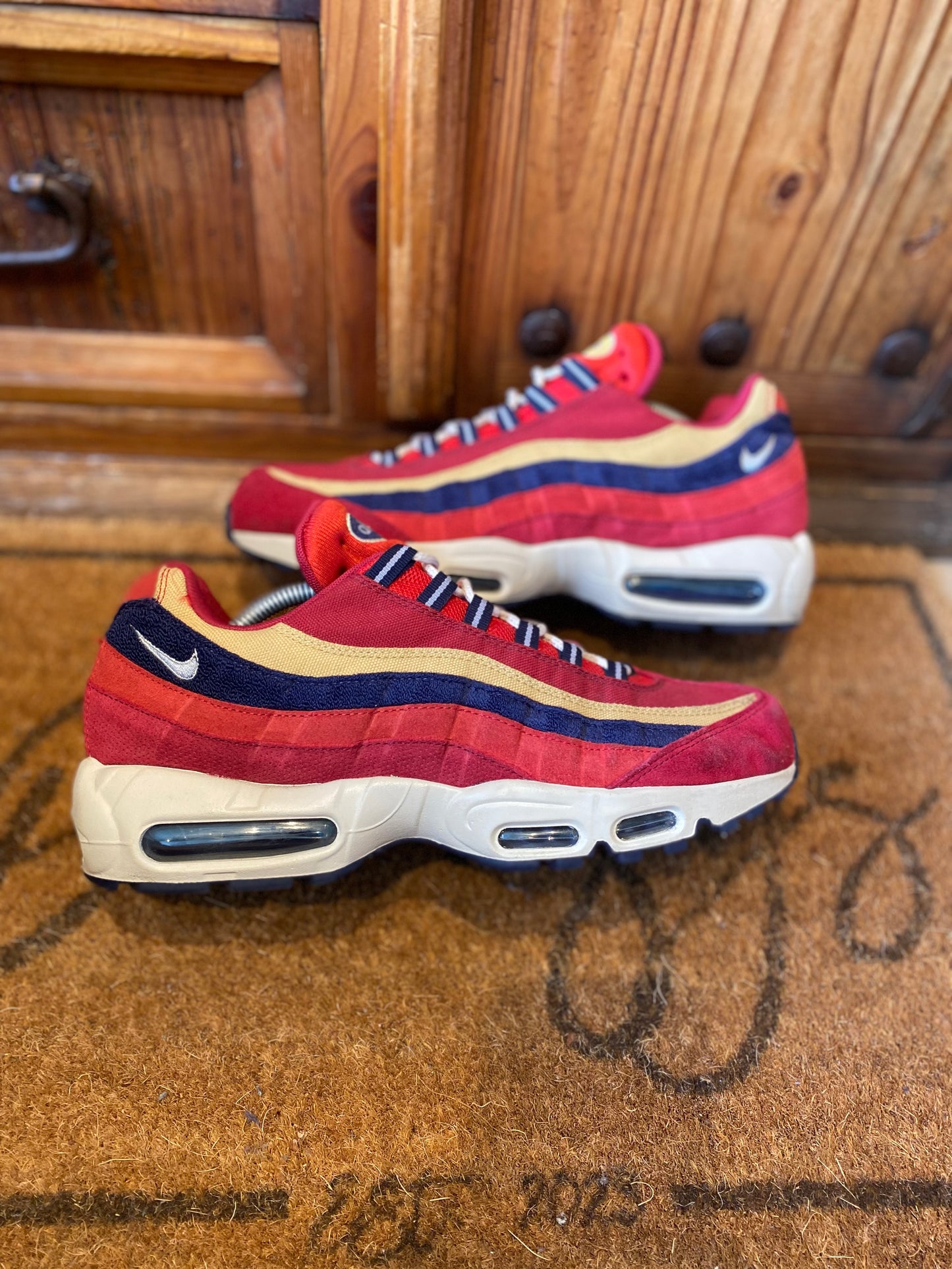 NIKE AIR MAX 95 ‘RED CRUSH WHEAT GOLD’ - UK 10.5