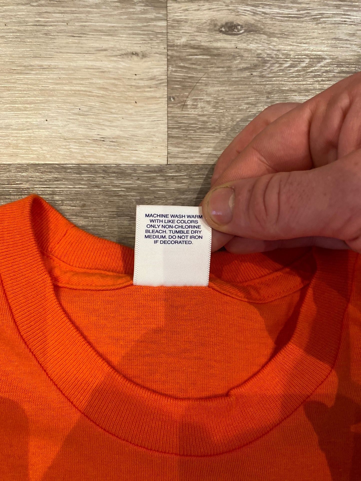 SUPREME ORANGE DIGI T-SHIRT - SS17 - M