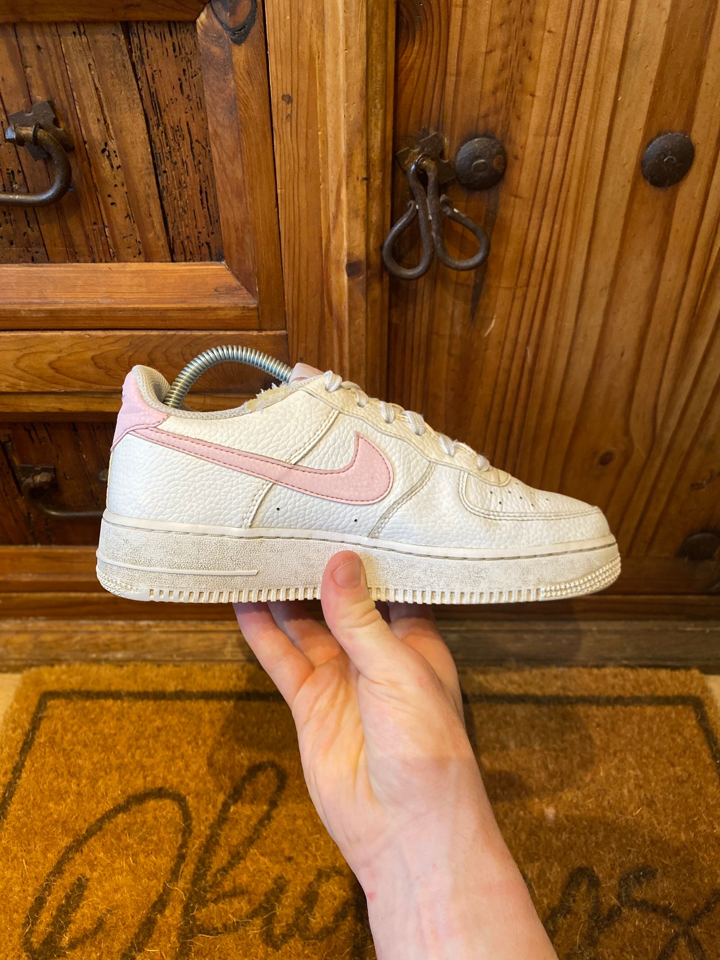 NIKE AIR FORCE 1 ‘PINK FOAM WHITE’ - UK 5.5