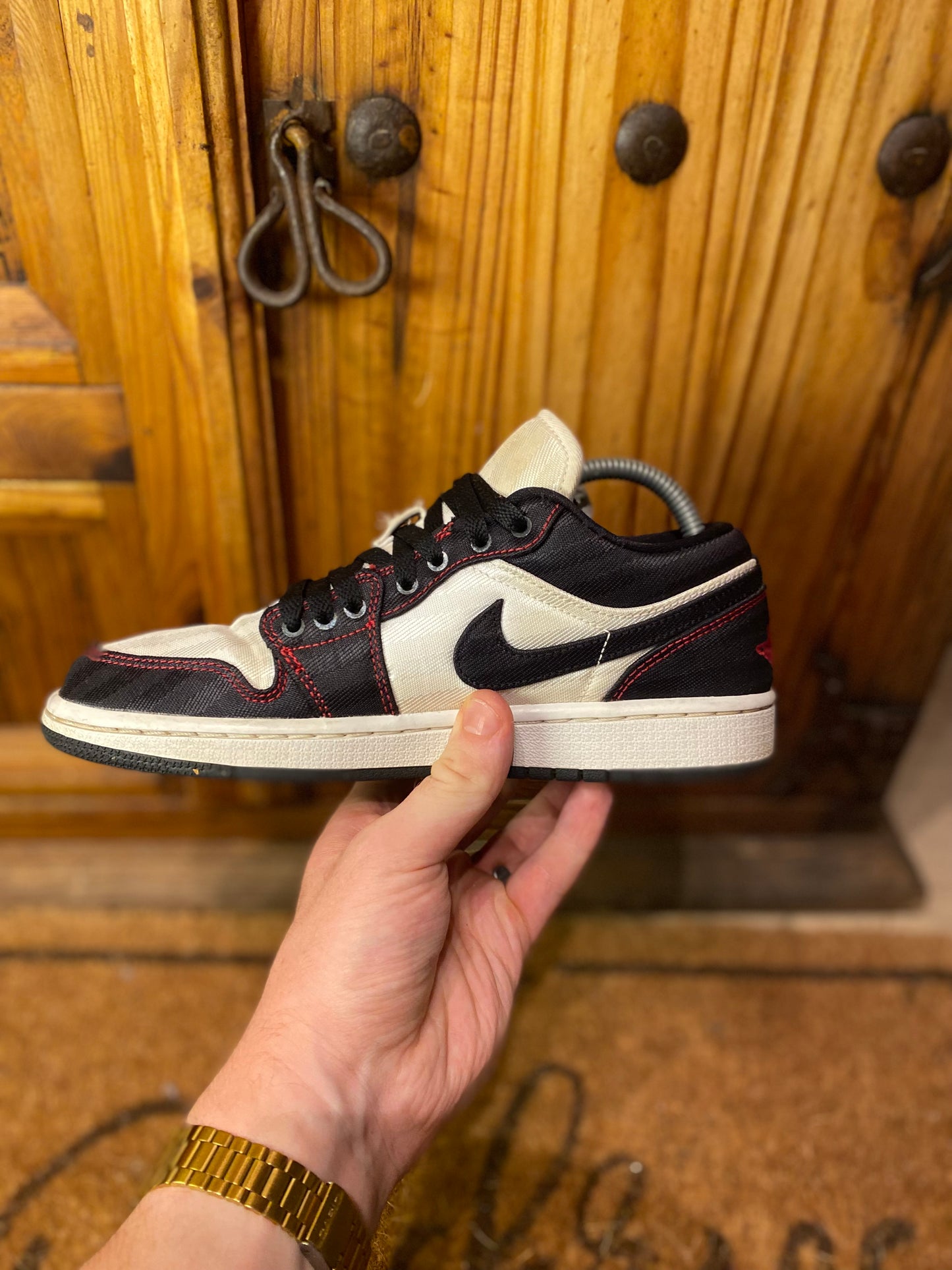 JORDAN 1 LOW ‘BLACK WHITE GYM RED’ - UK 5.5