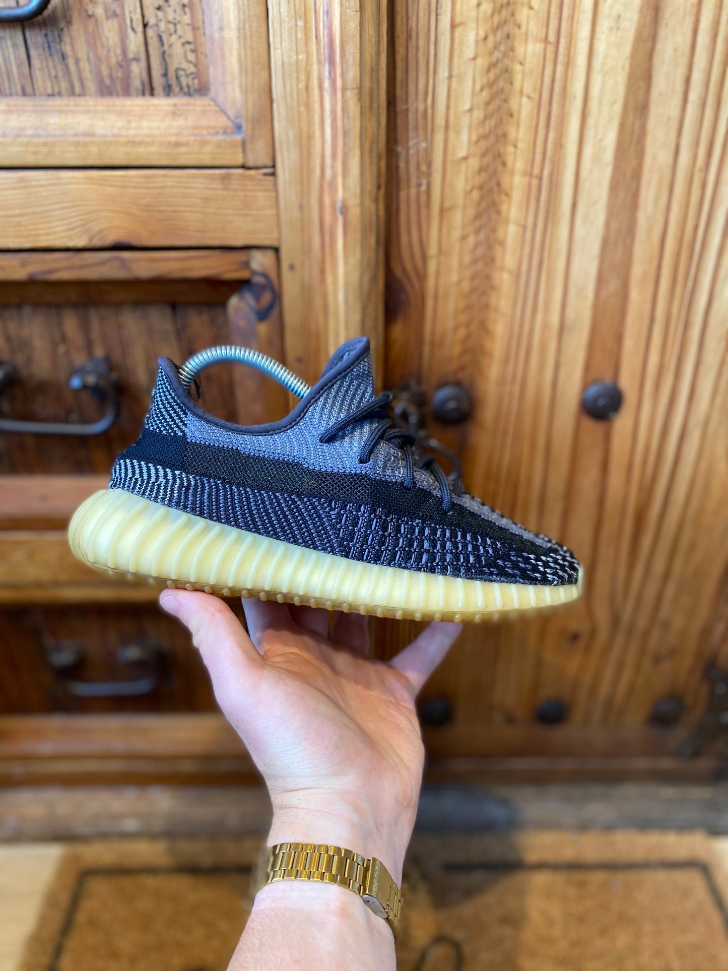 YEEZY BOOST 350 V2 ‘CARBON’ - UK 5.5