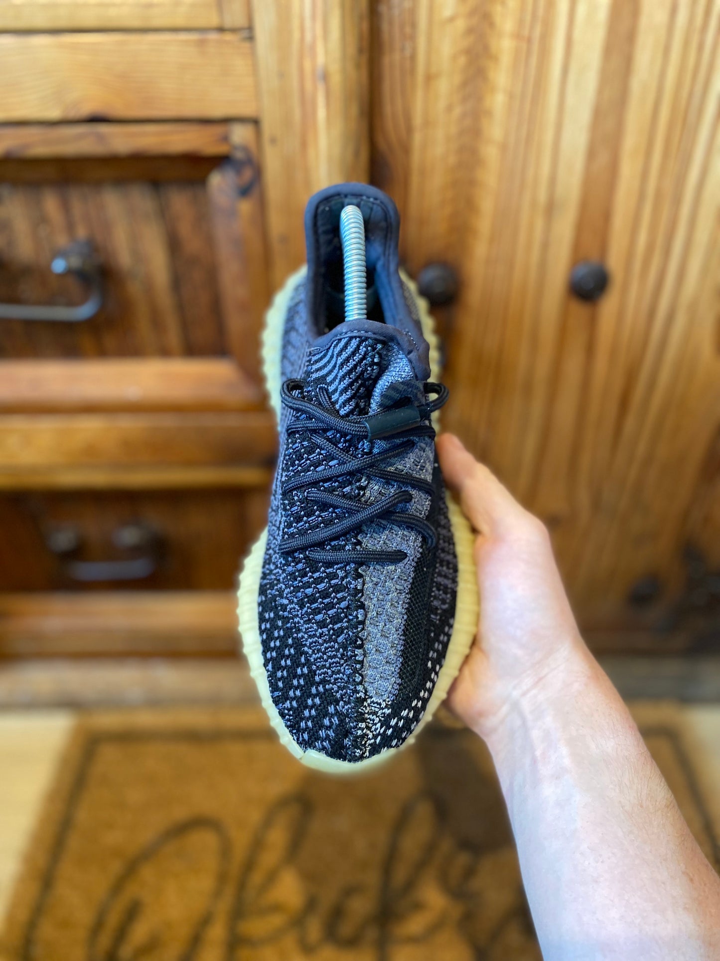 YEEZY BOOST 350 V2 ‘CARBON’ - UK 5.5