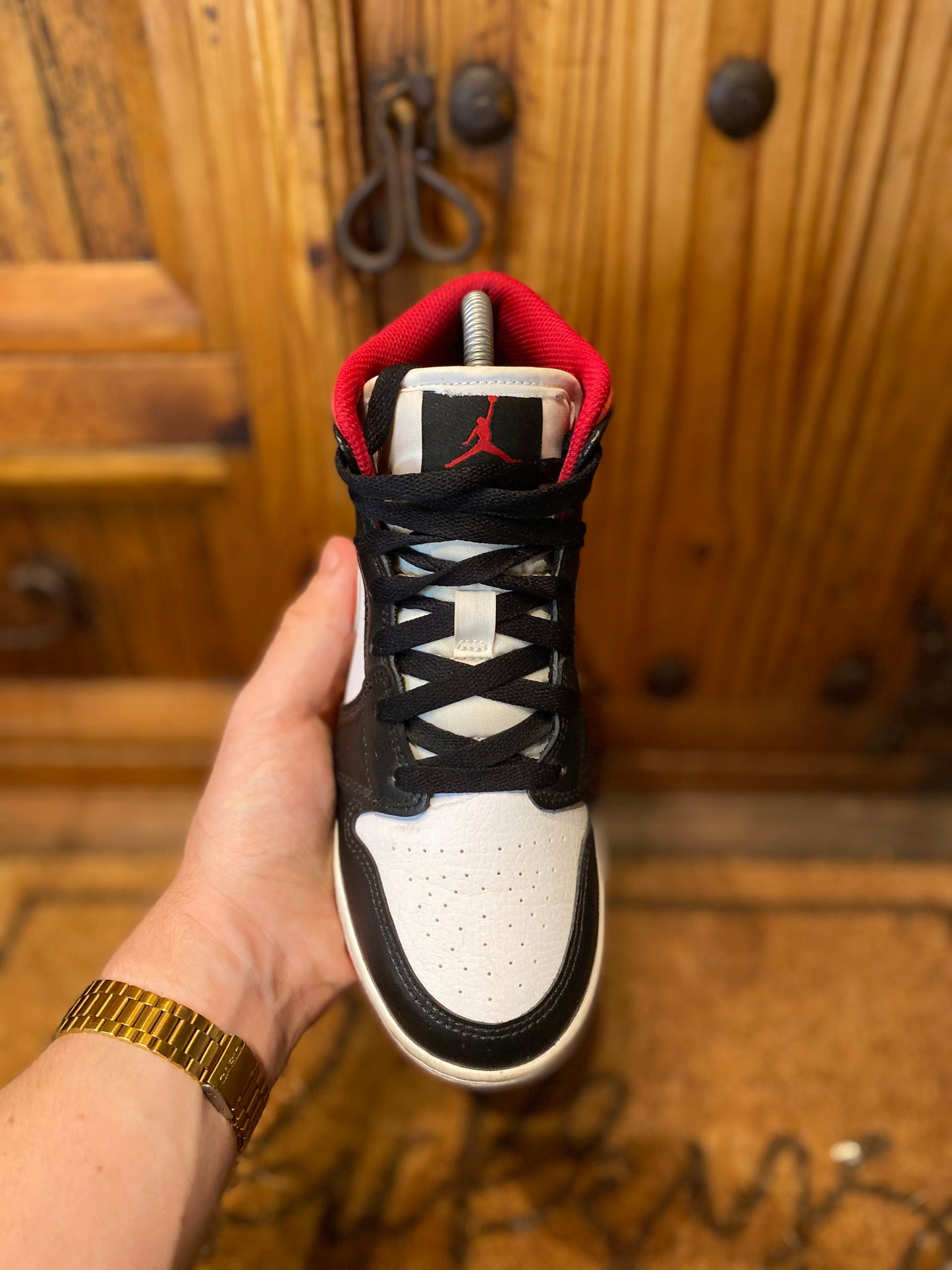 JORDAN 1 MID ‘GYM RED’ - UK 4.5