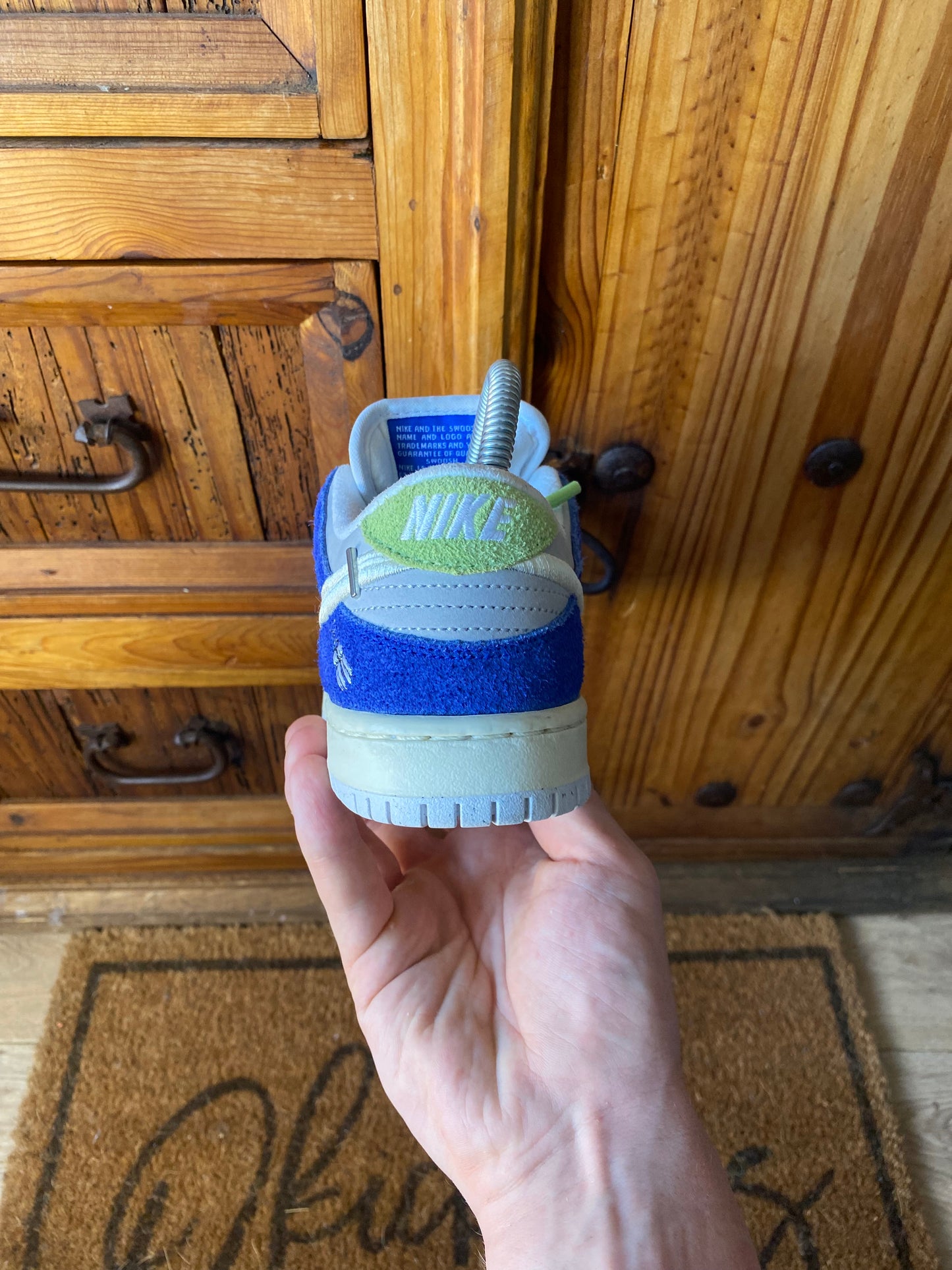 NIKE SB DUNK LOW ‘FLY STREETWEAR GARDENIA’ - UK 3.5