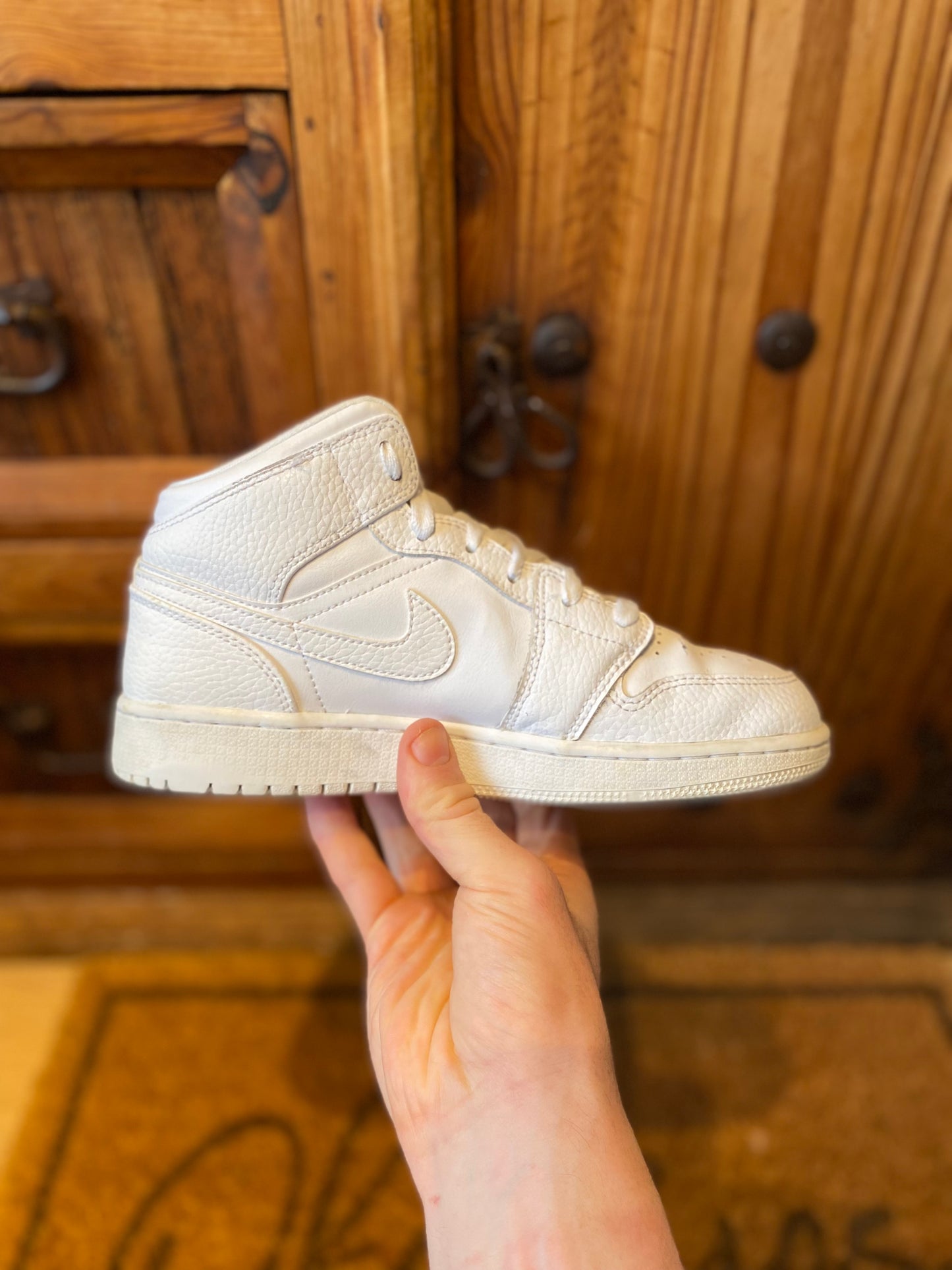 JORDAN 1 MID ‘TRIPLE WHITE’ - UK 5.5