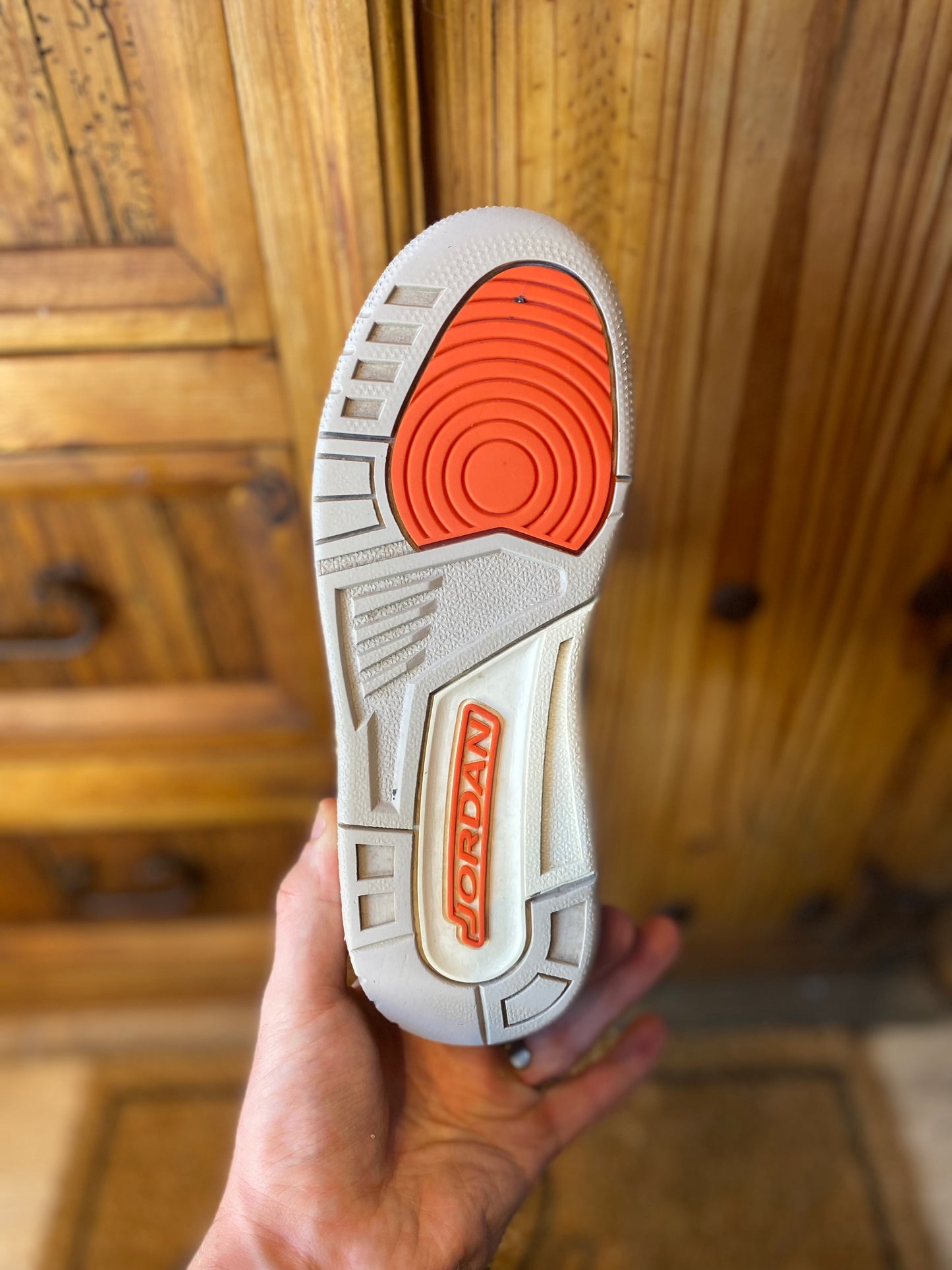 JORDAN 3 ‘DESERT ELEPHANT’ - UK 4.5