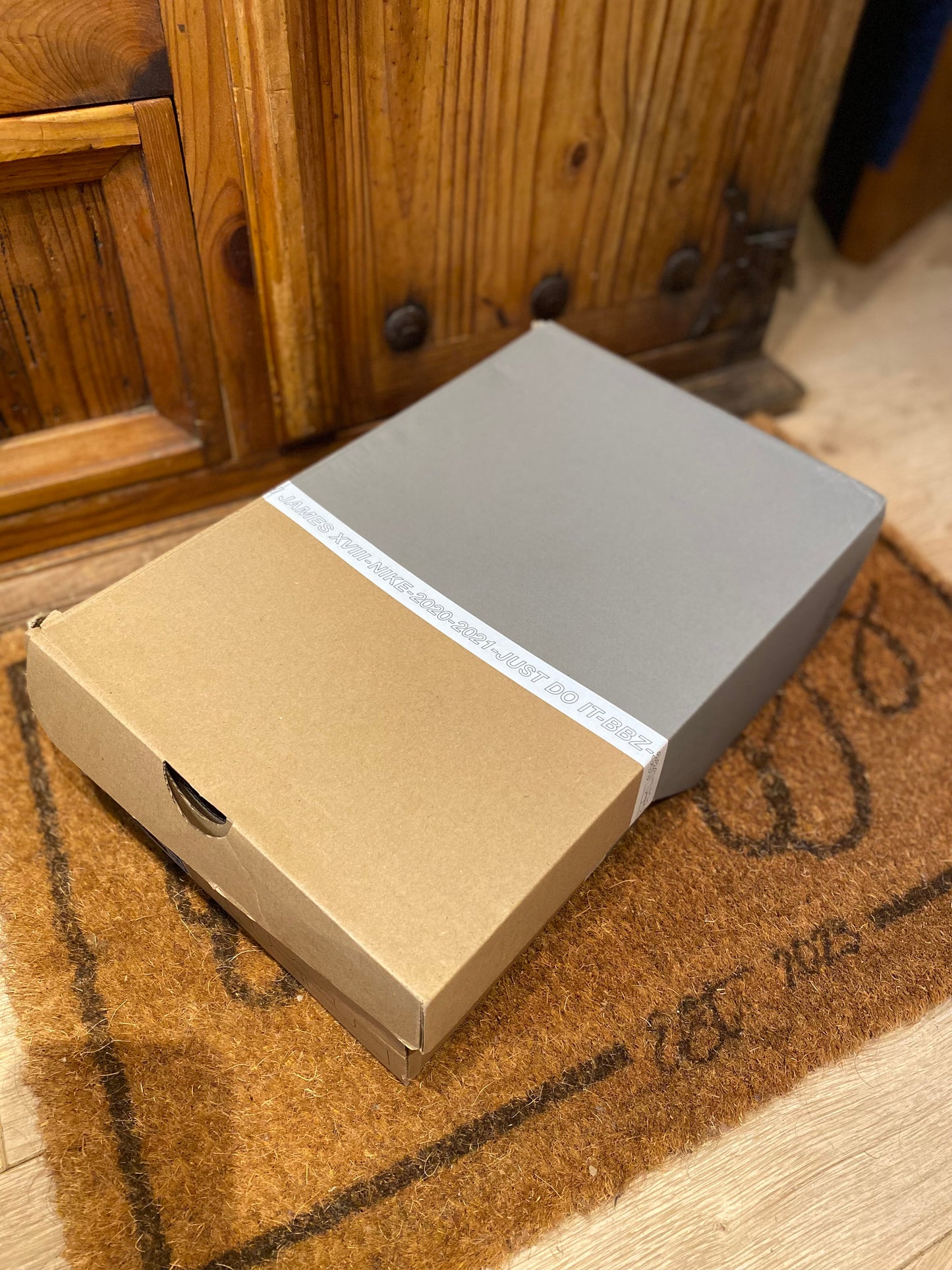 NIKE LEBRON 18 LOW ‘FIREBERRY’ - DS - UK 7