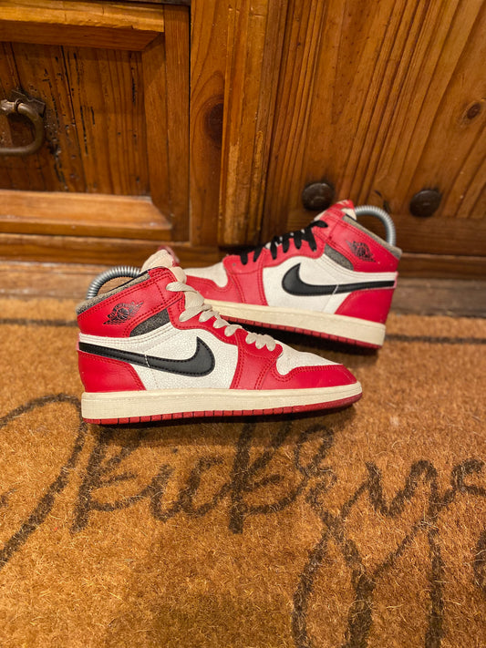 JORDAN 1 HIGH ‘CHICAGO LOST & FOUND’ - UK 13.5 PS
