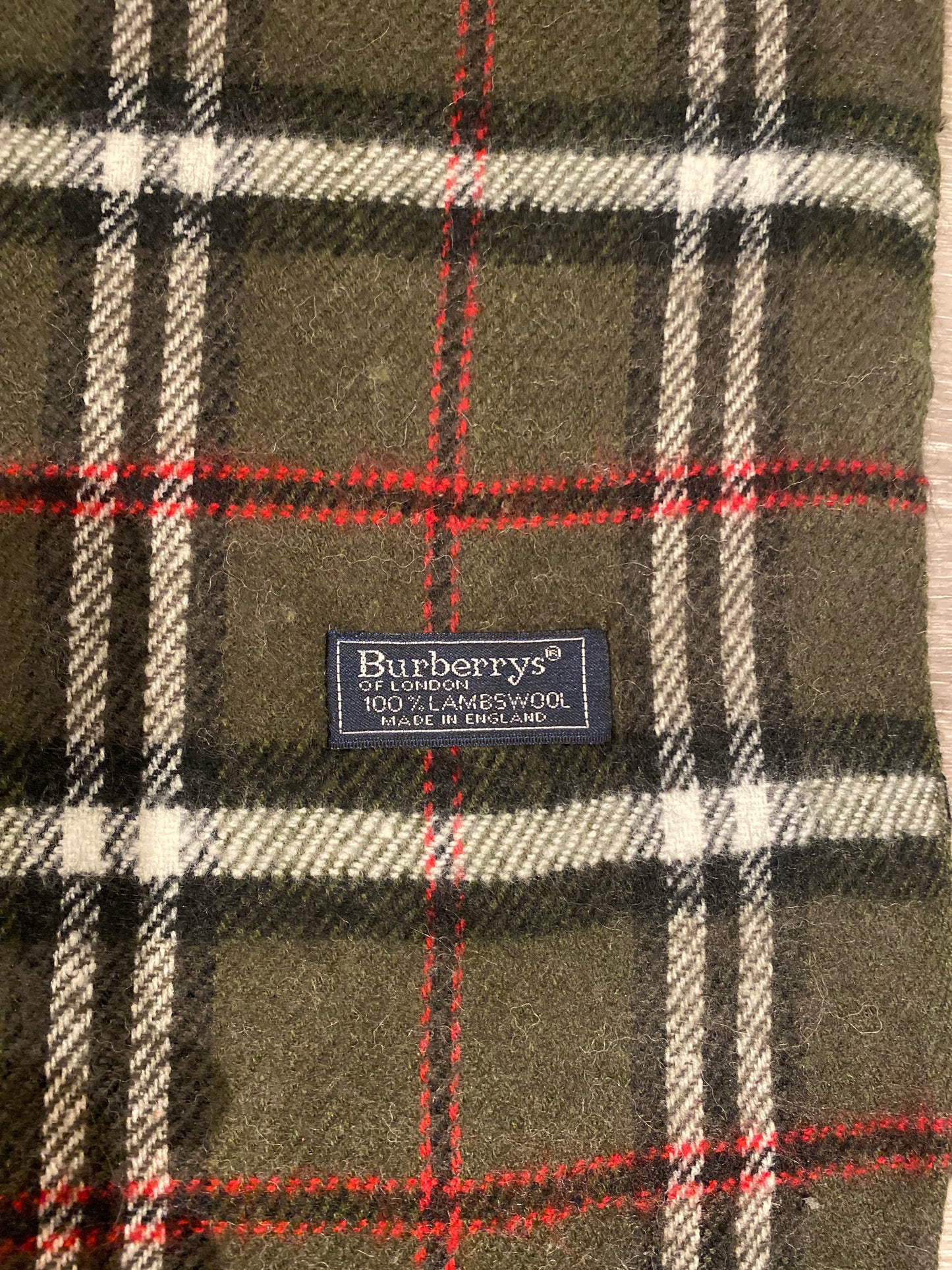 BURBERRY 100% LAMBSWOOL SCARF