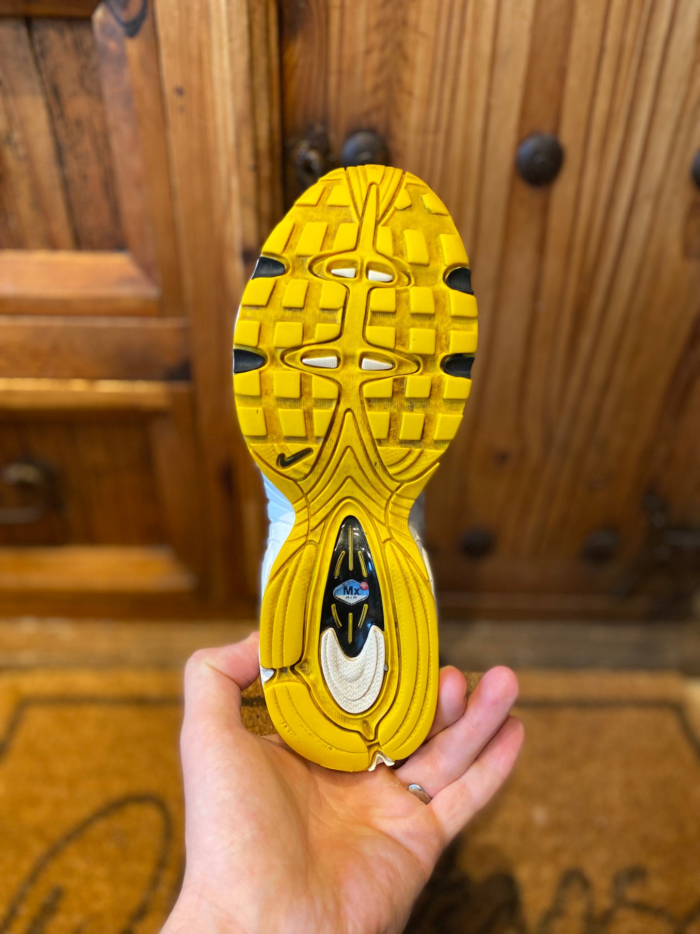 NIKE AIR MAX TAILWIND 4 ‘PLATINUM TINT YELLOW’ - UK 4.5