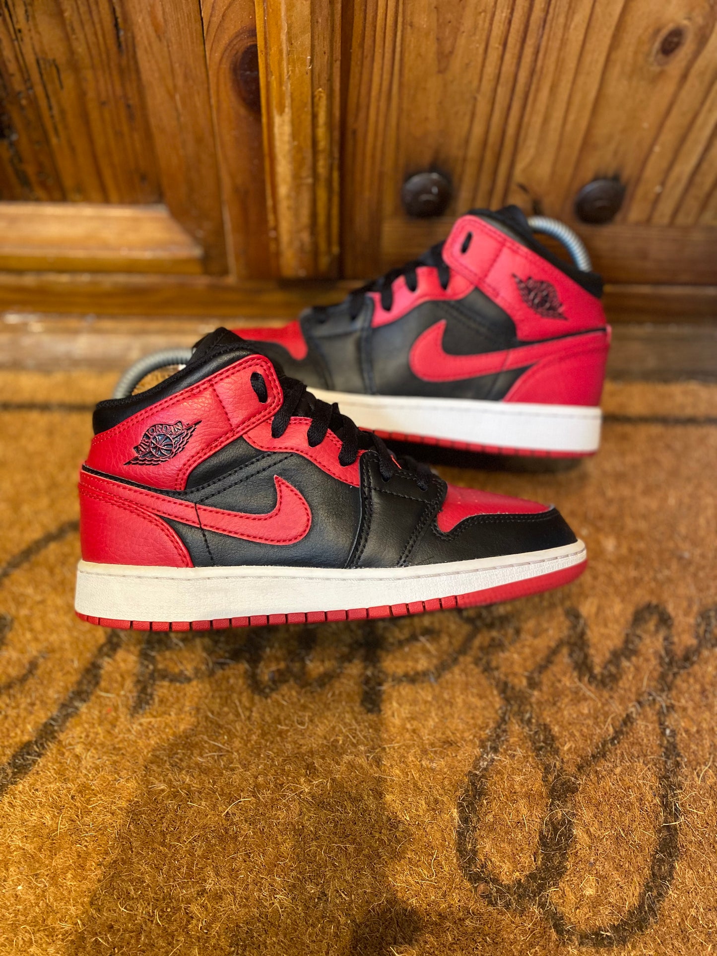 JORDAN 1 MID ‘BANNED’ - UK 4
