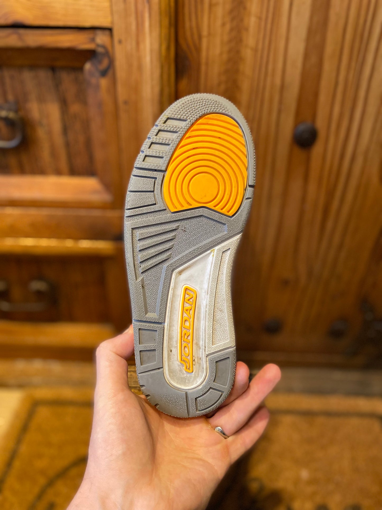 JORDAN 3 ‘LASER ORANGE’ - UK 4.5