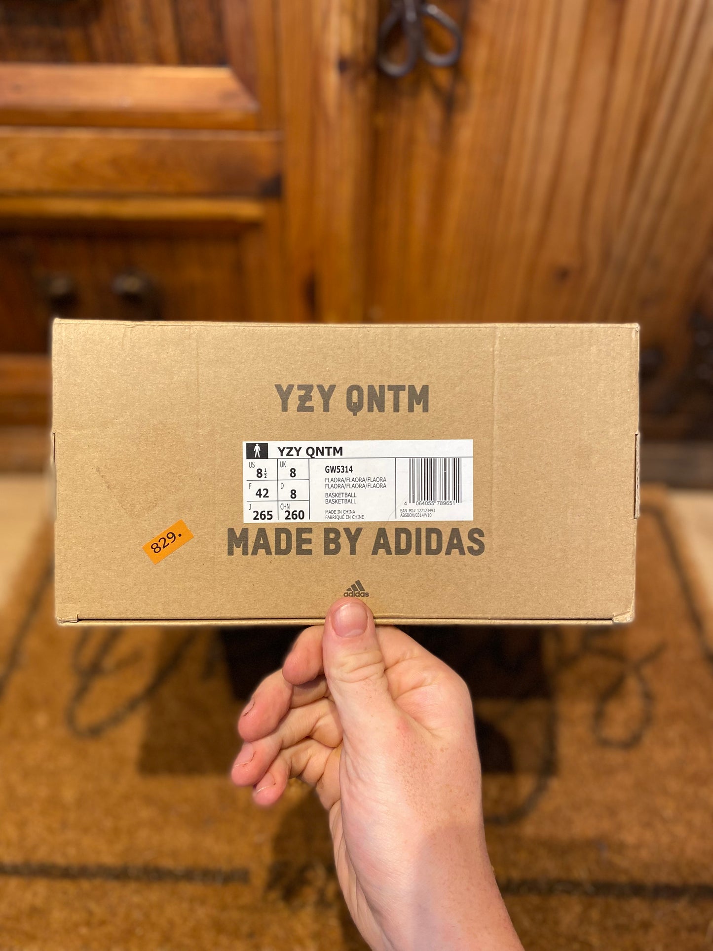 YEEZY QNTM ‘FLASH ORANGE’ - BNWT - UK 8