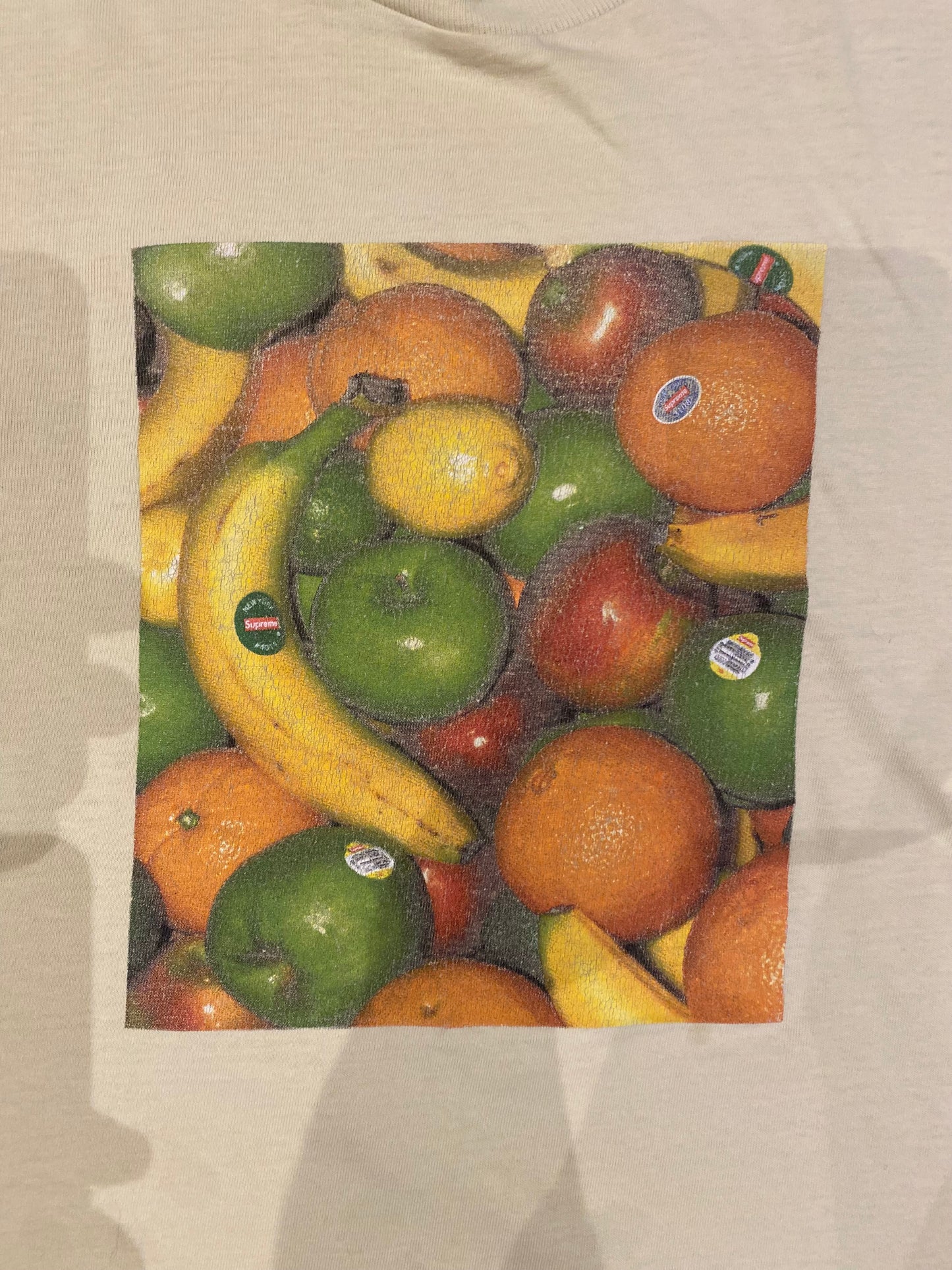 SUPREME FRUIT TEE - XL