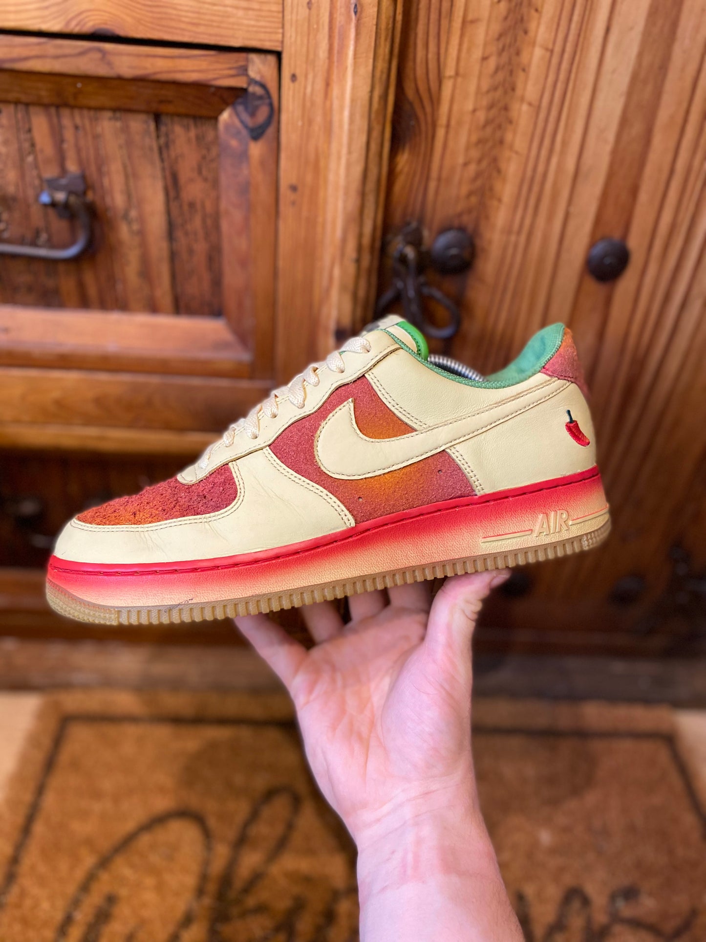 NIKE AIR FORCE 1 ‘CHILLI PEPPER’ - UK 9.5