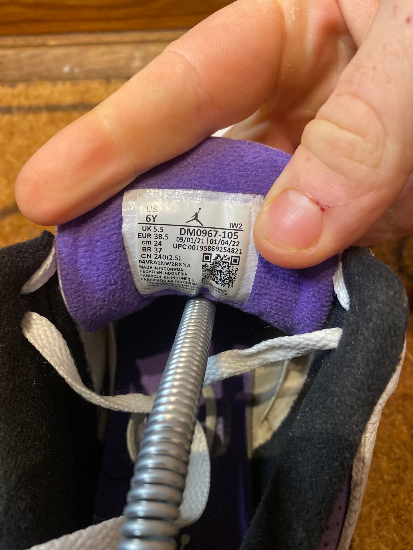 JORDAN 3 ‘DARK IRIS - UK 5.5